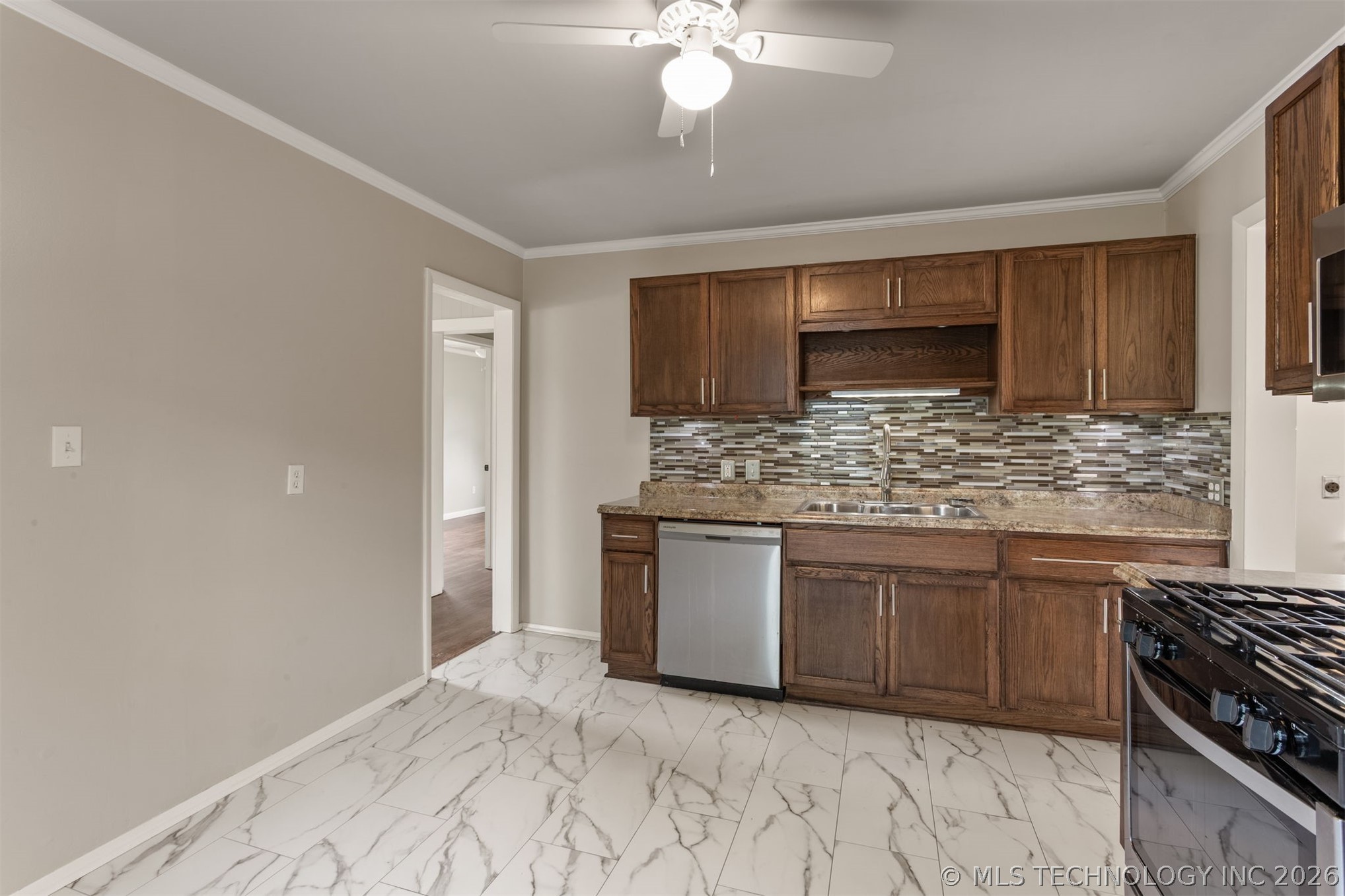 605 W Walnut Street Collinsville OK 74021