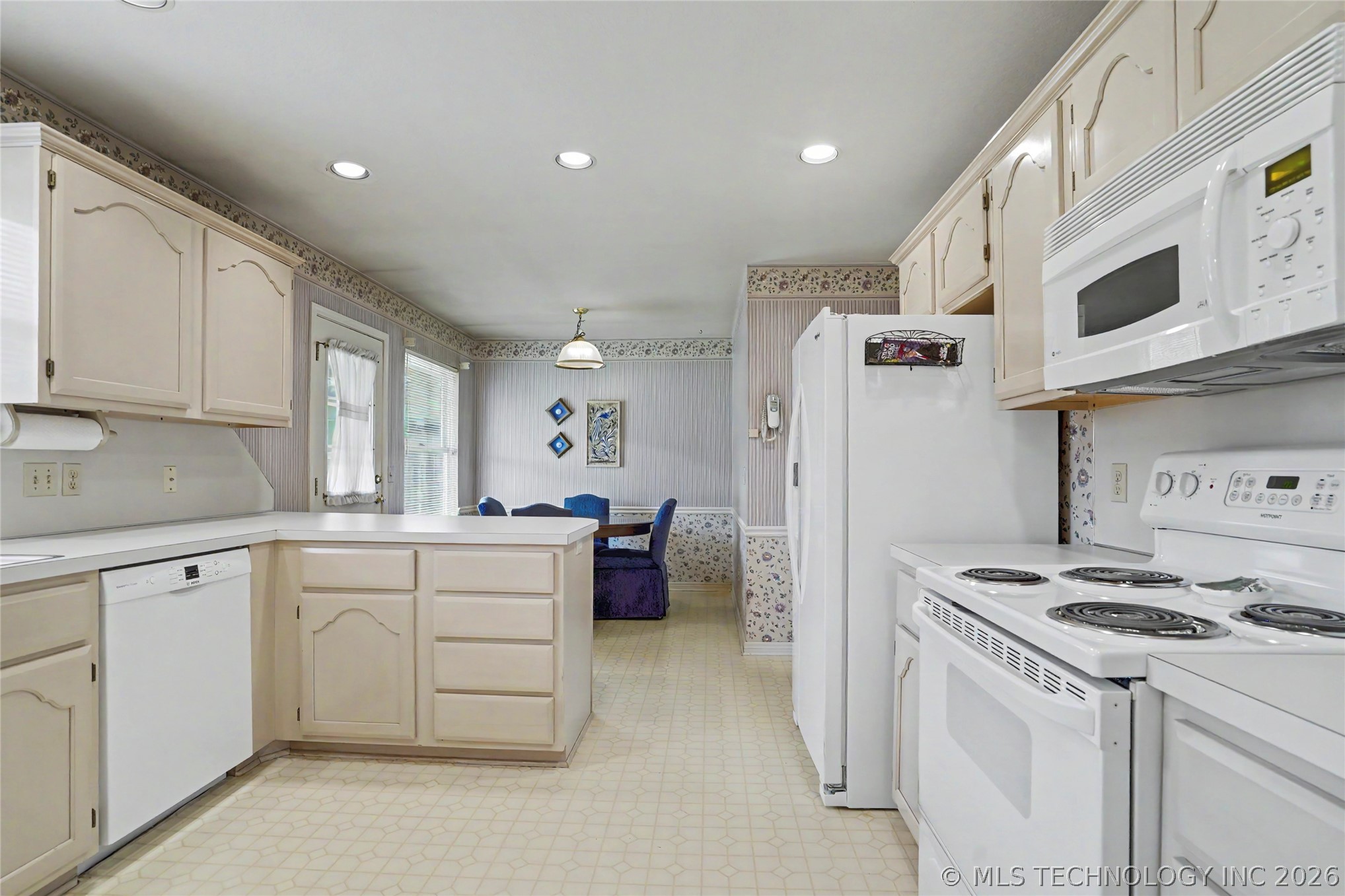 4212 S Walnut Place Broken Arrow OK 74011