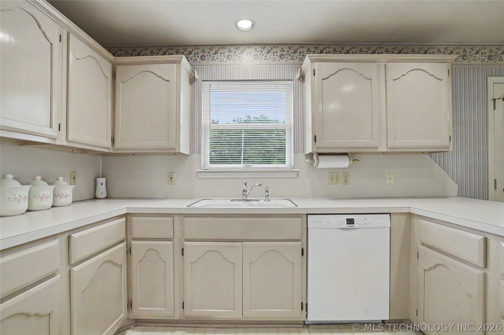 4212 S Walnut Place Broken Arrow OK 74011