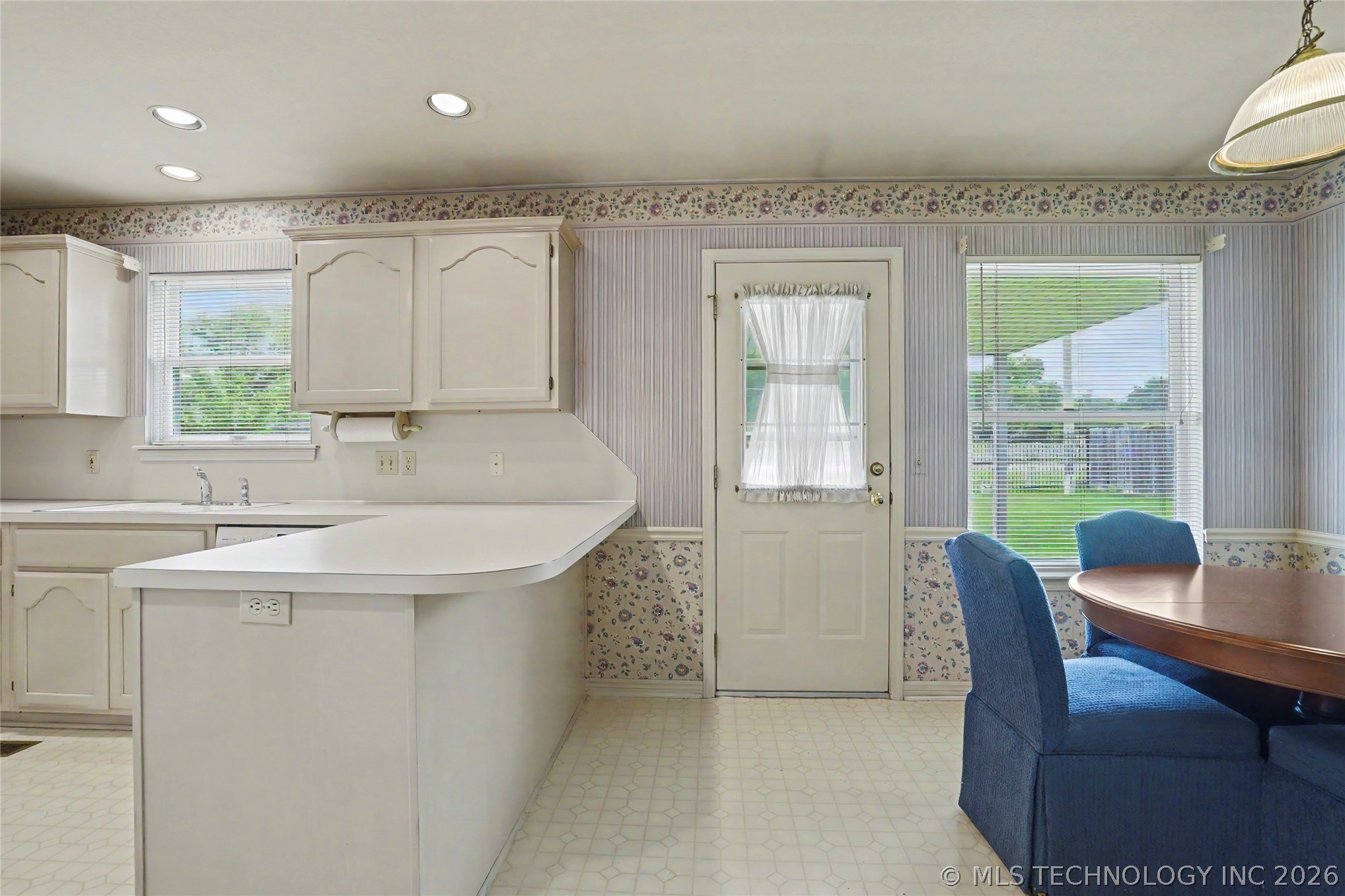 4212 S Walnut Place Broken Arrow OK 74011