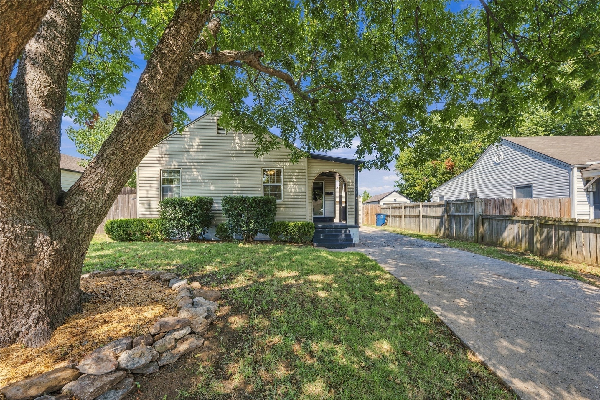 3807 E 21st Place Tulsa OK 74114