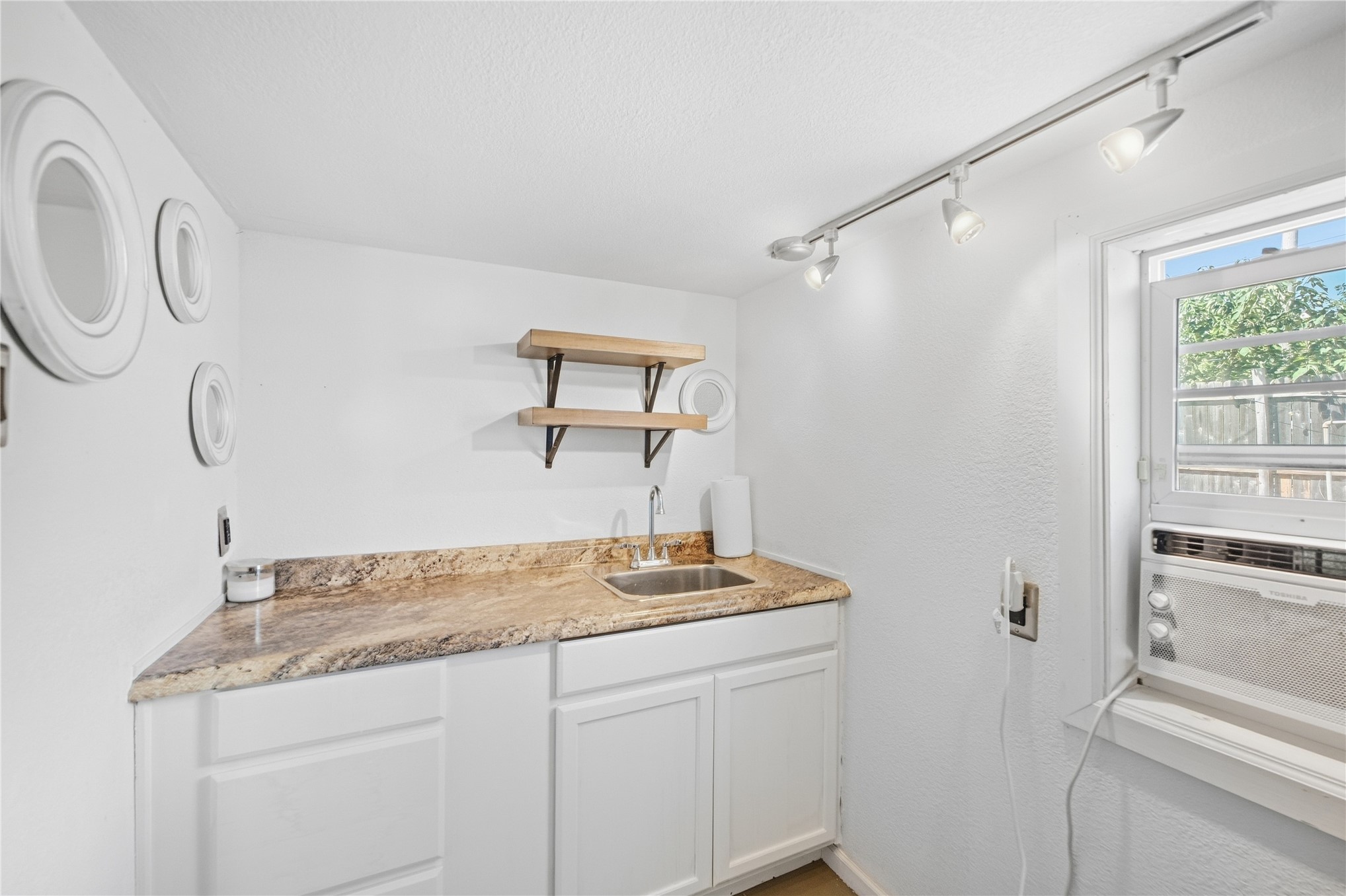 3807 E 21st Place Tulsa OK 74114