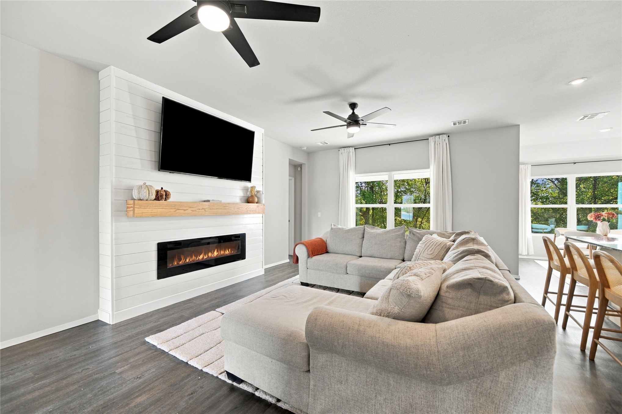 1425 N 82nd Street Broken Arrow OK 74014