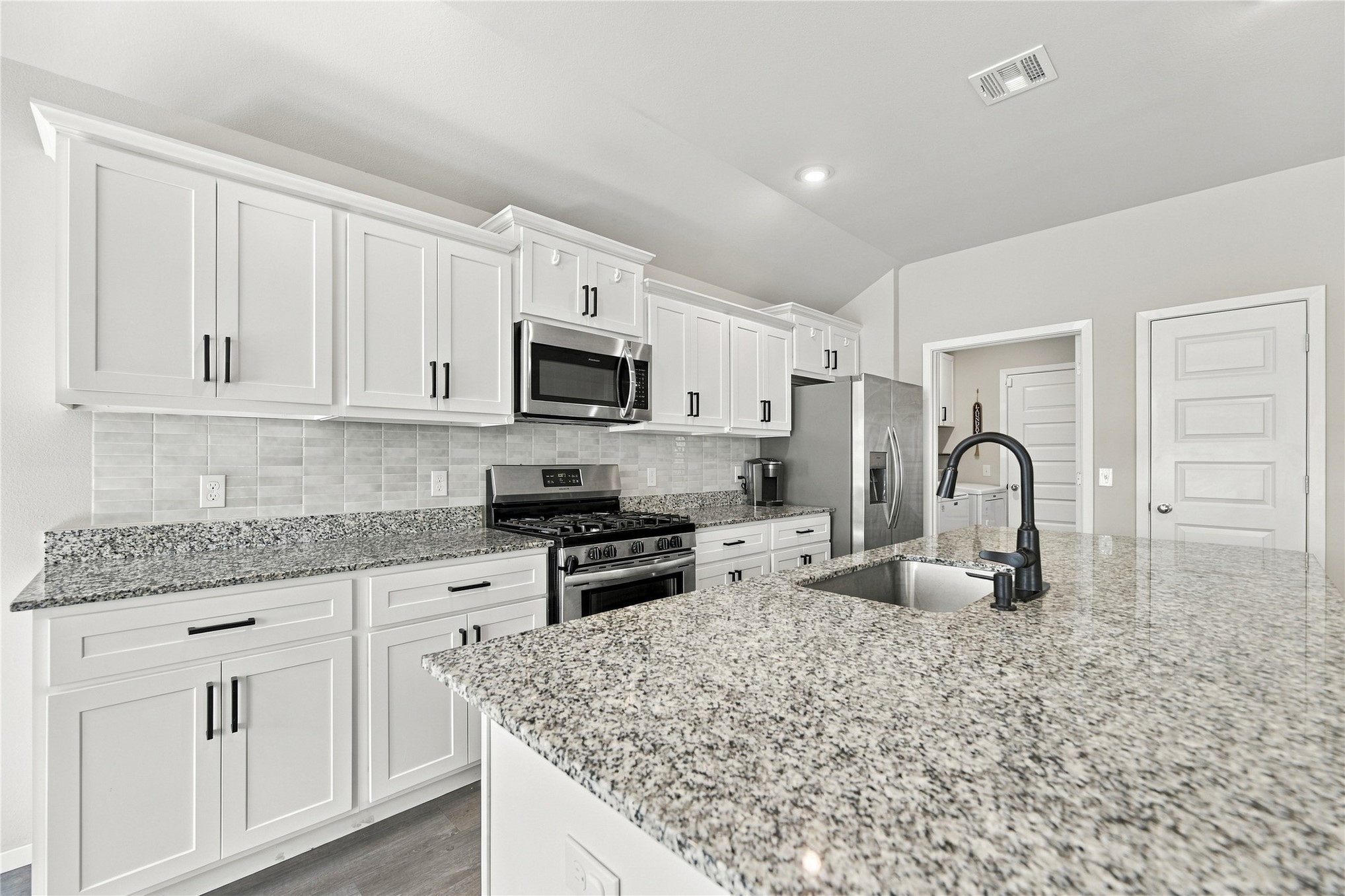 1425 N 82nd Street Broken Arrow OK 74014