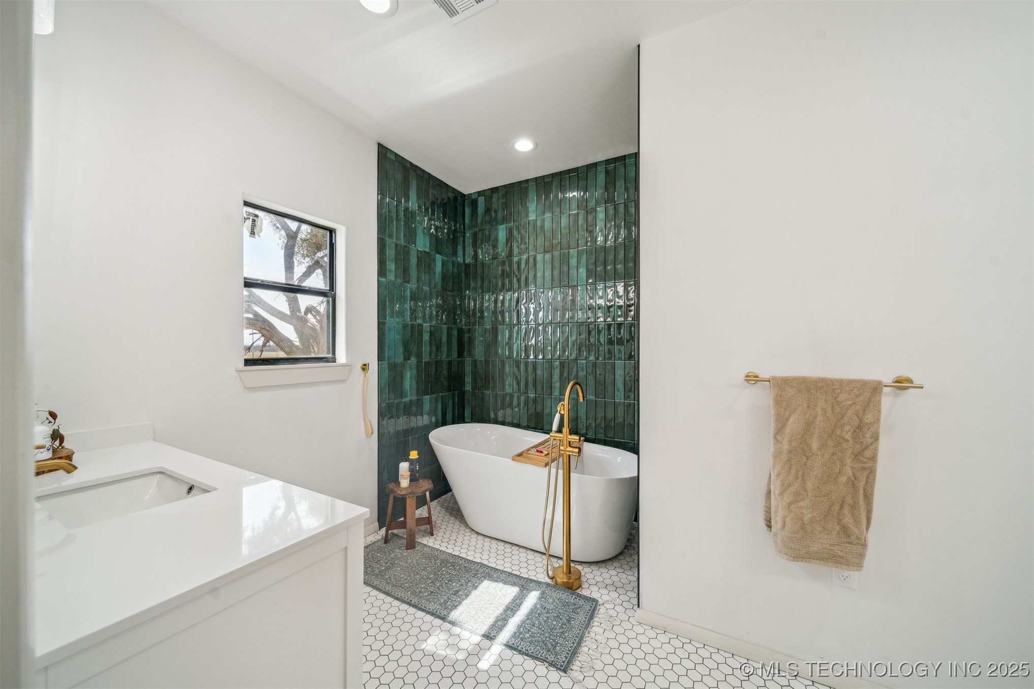 7482 N 439 Adair OK 74330