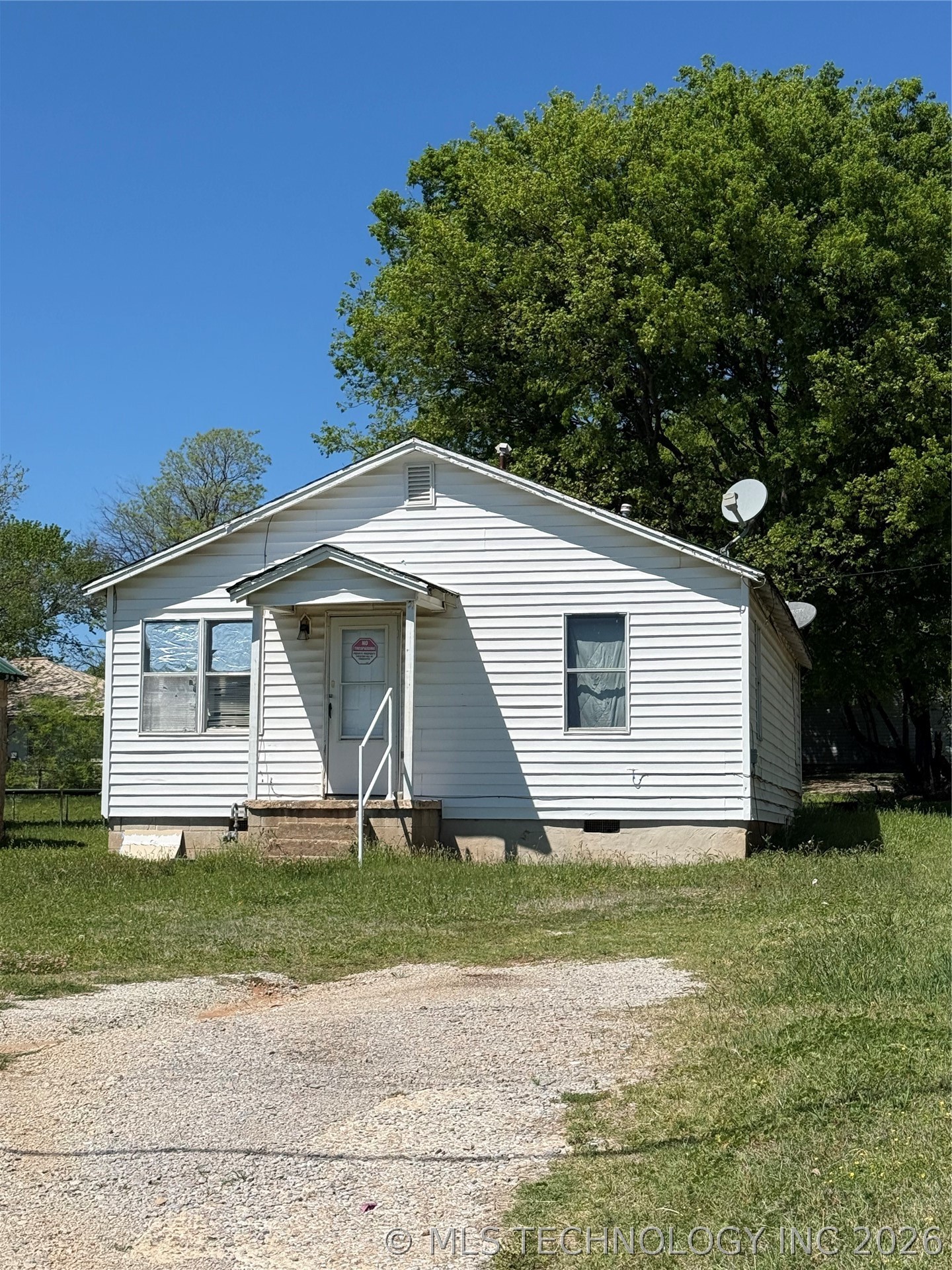616 W Oklahoma Sulphur OK 73086