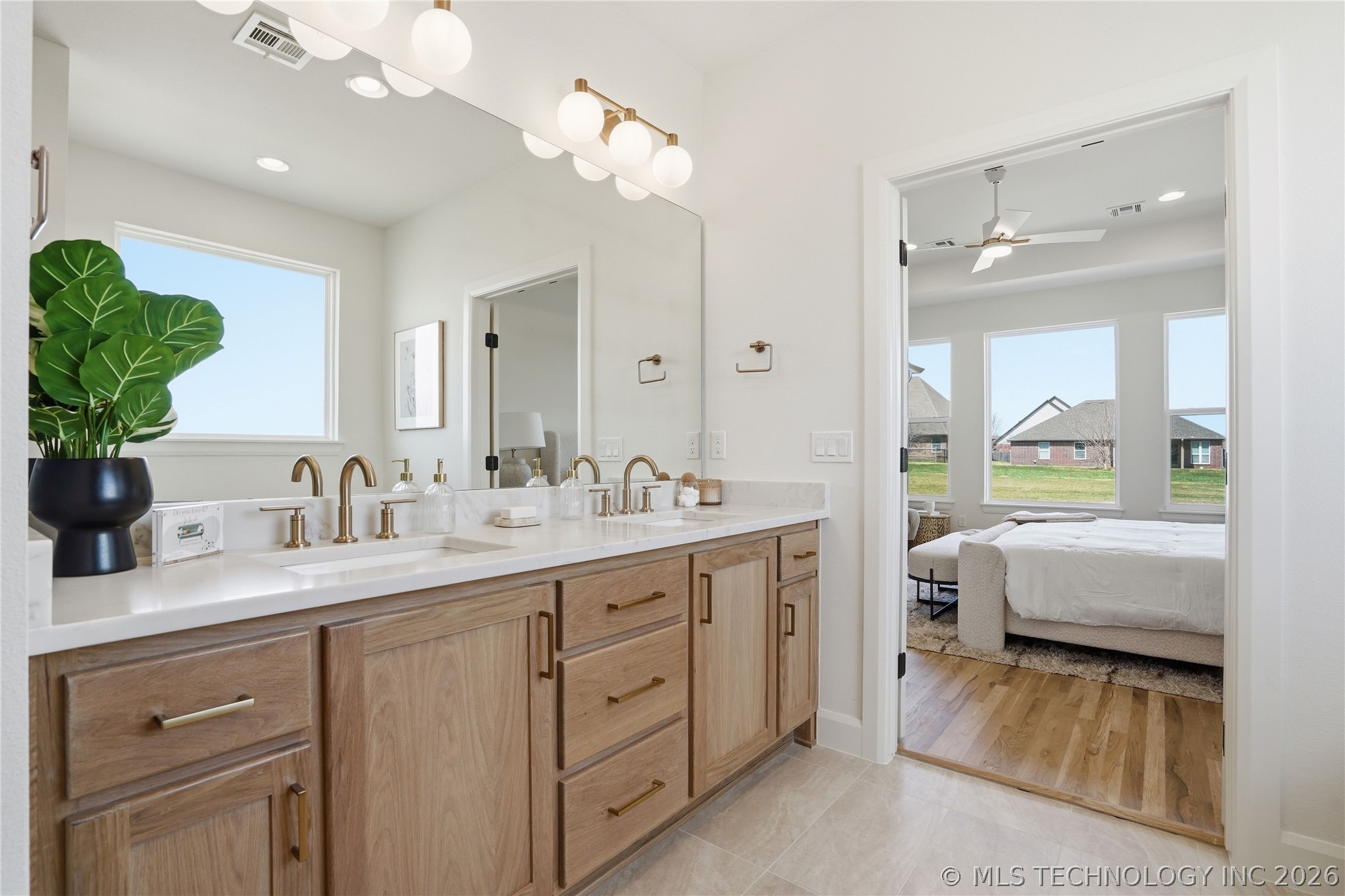 2079 E 136th Street Bixby OK 74008