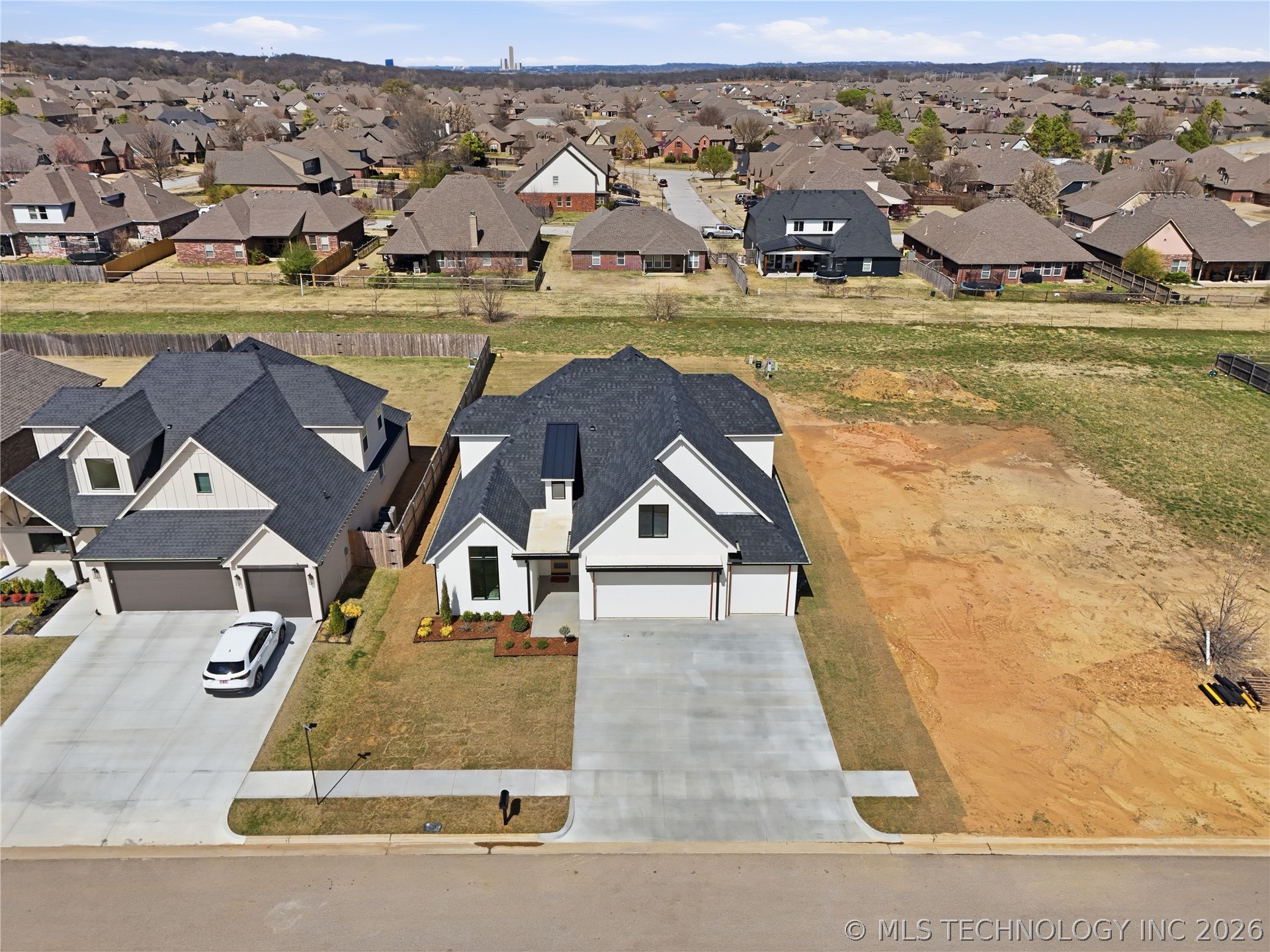 2079 E 136th Street Bixby OK 74008
