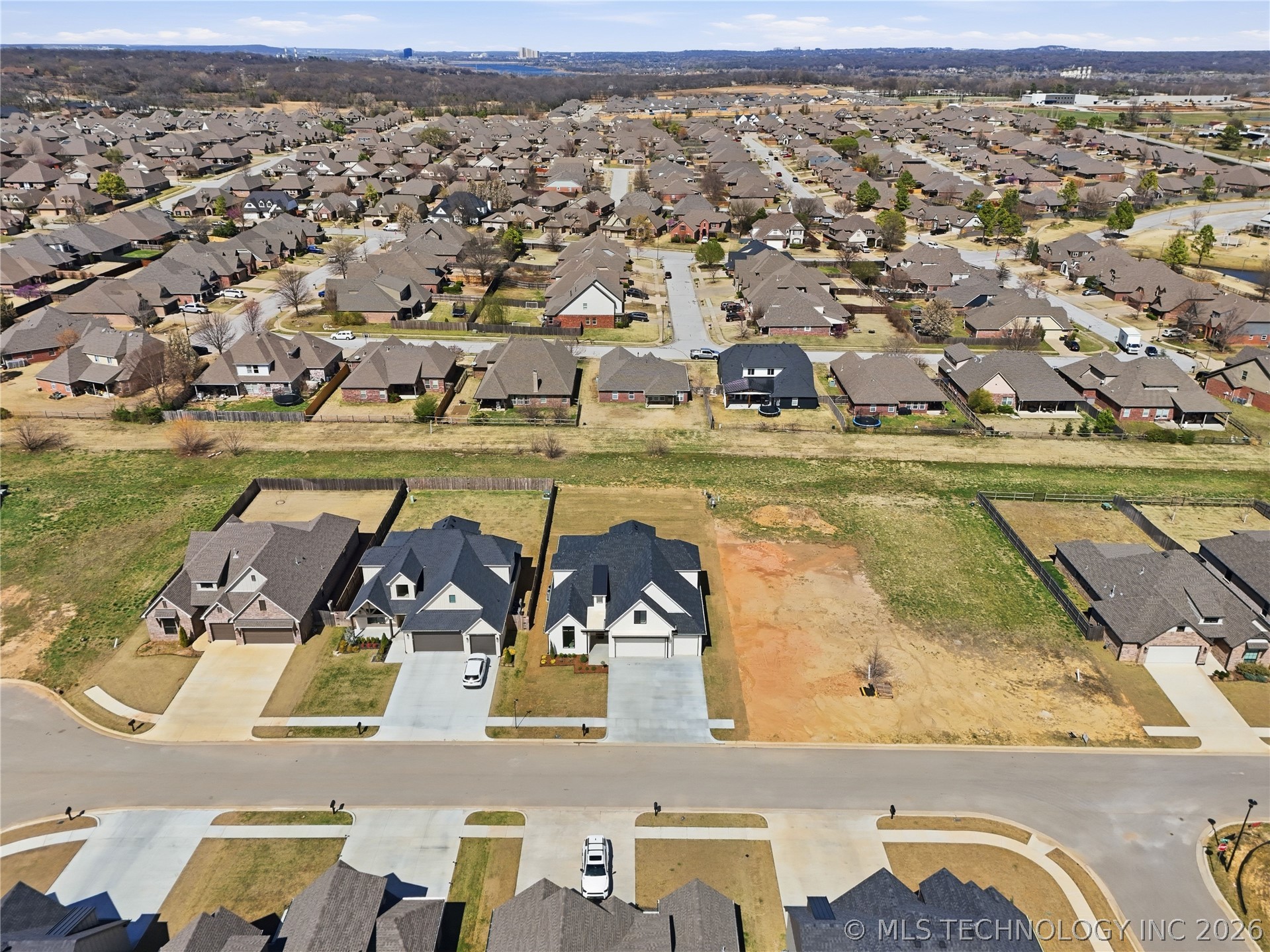 2079 E 136th Street Bixby OK 74008
