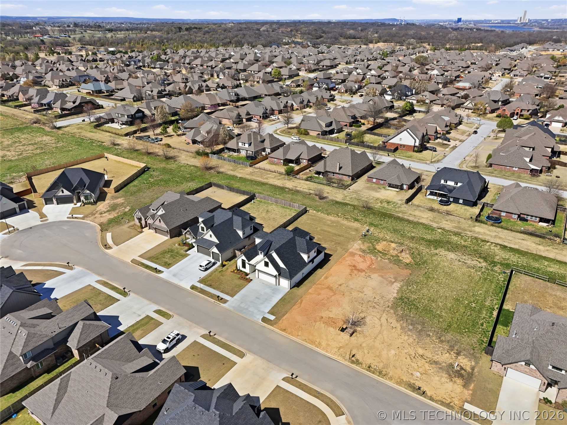 2079 E 136th Street Bixby OK 74008