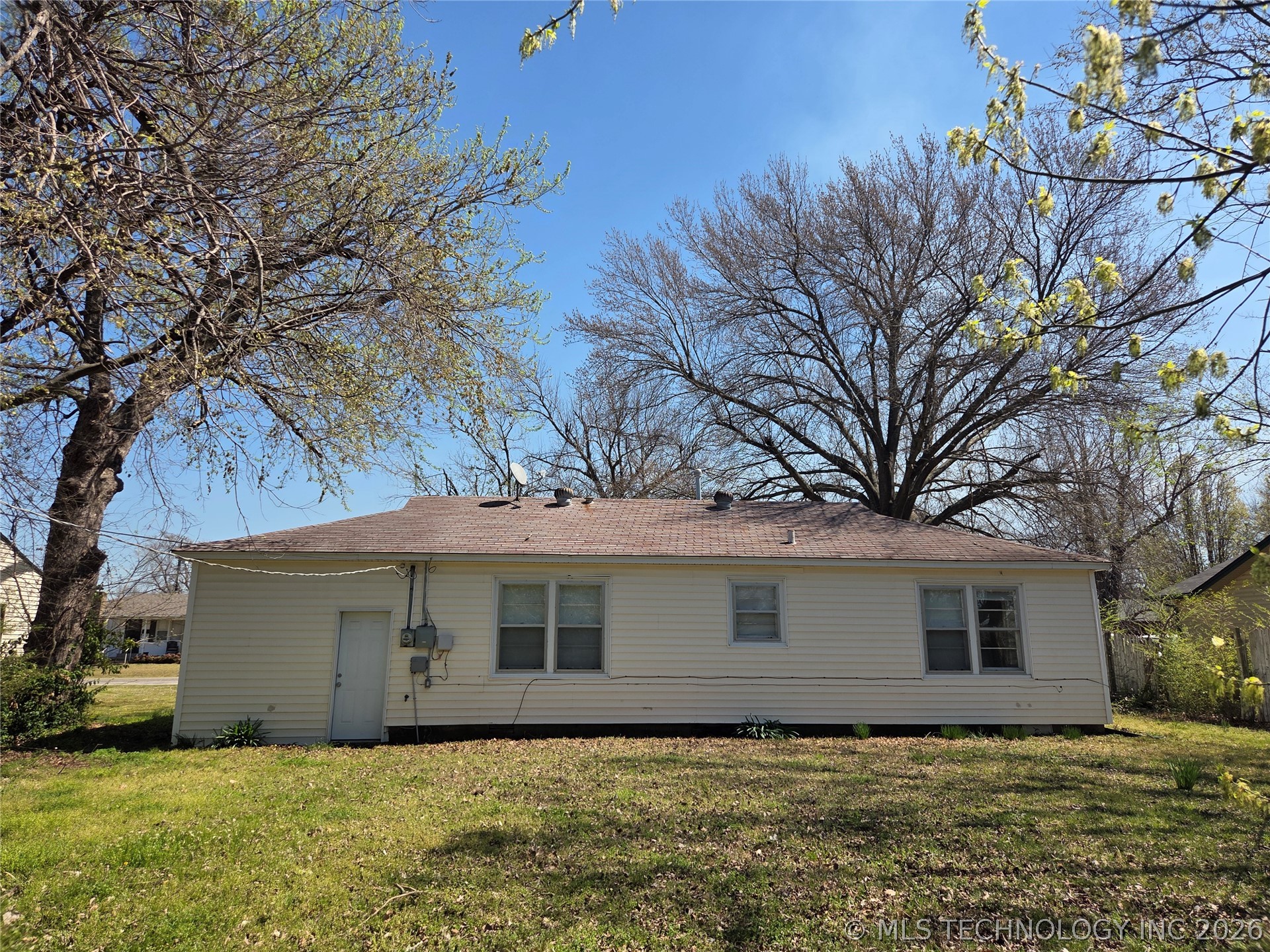 524 S Liberty Avenue Okmulgee OK 74447