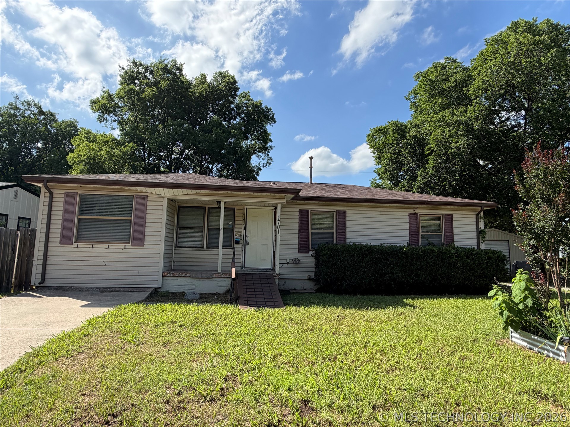 1701 Tower Drive Ardmore OK 73401