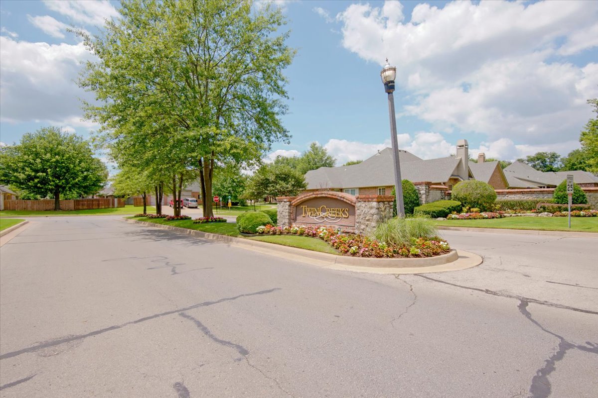 9522 E 118th Street S Bixby OK 74008