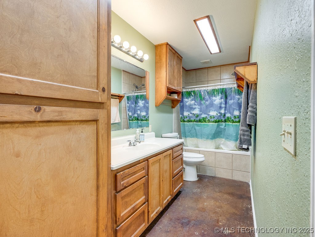 15330 County Road 3480 Ada OK 74820