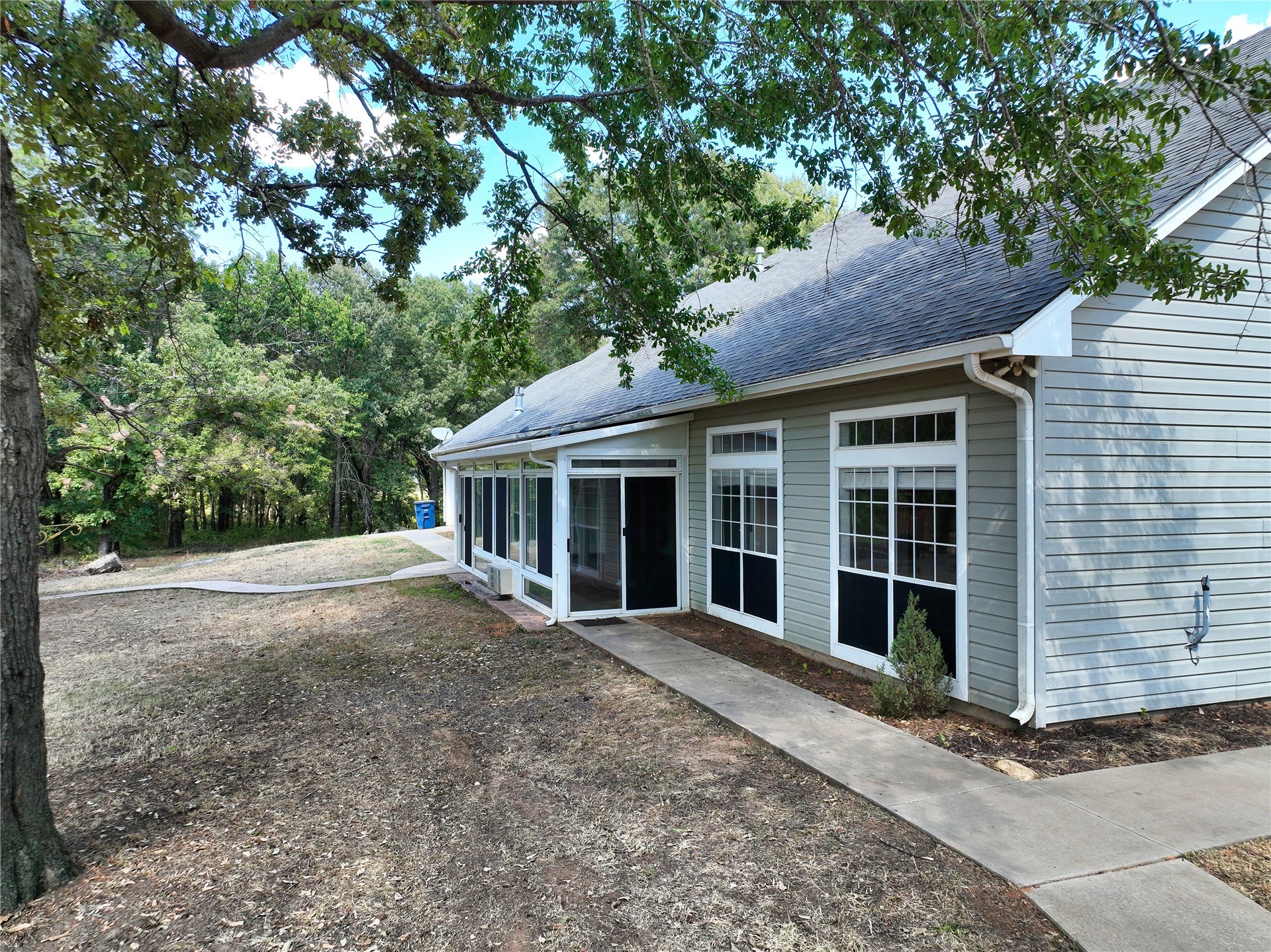 1235 Cade Highway Bennington OK 74723