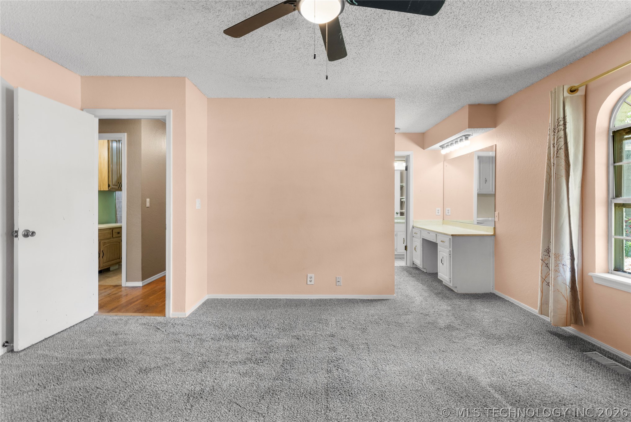 8205 S Birch Avenue Broken Arrow OK 74011
