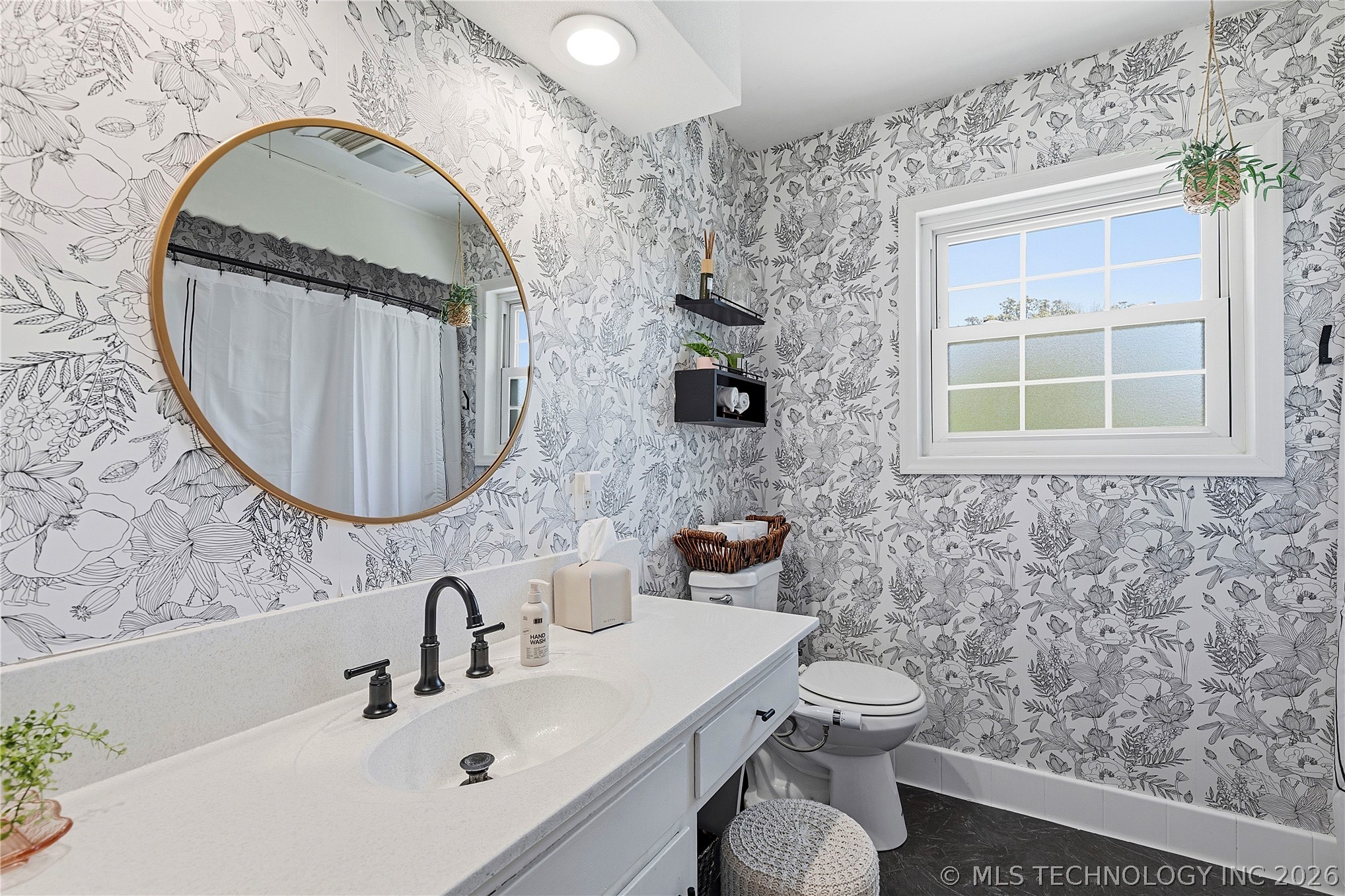 4340 E 72nd Place Tulsa OK 74136