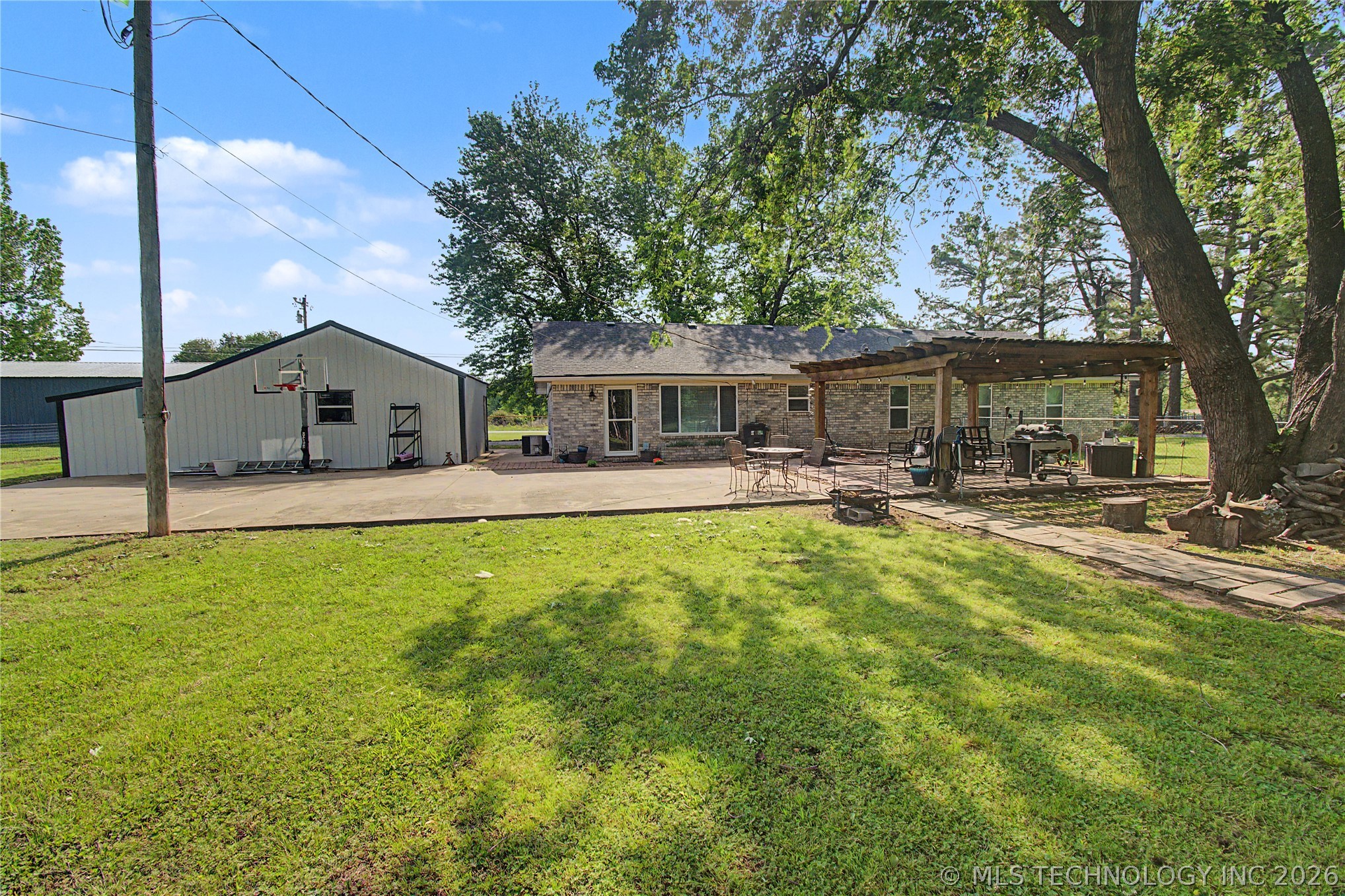 24843 N 4 Mile Road Fort Gibson OK 74434