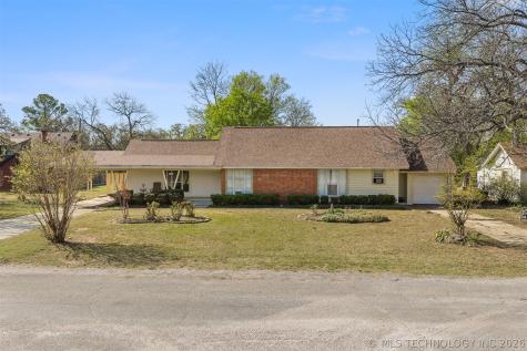 612 Brown Avenue Comanche OK 73529