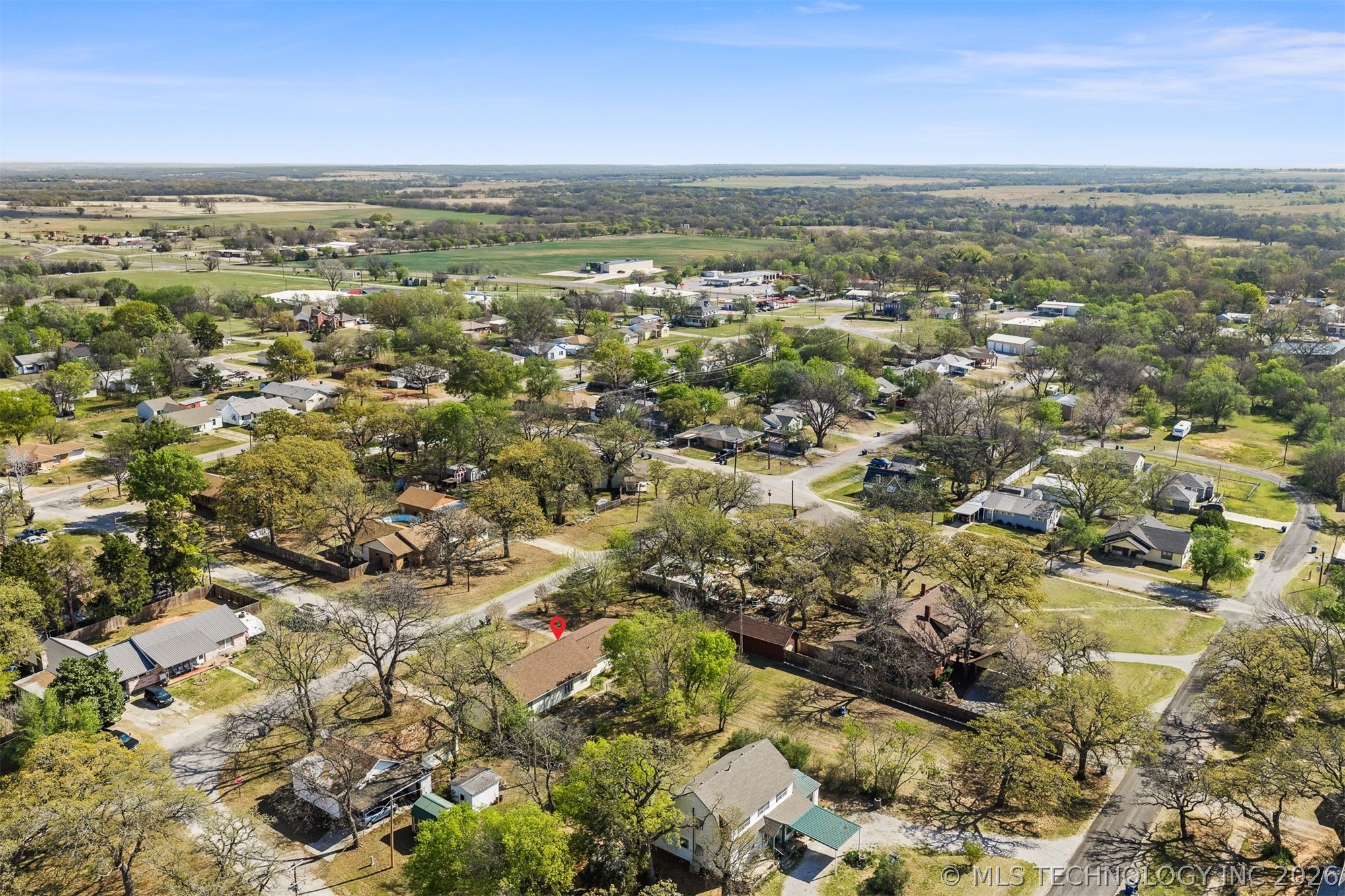 612 Brown Avenue Comanche OK 73529