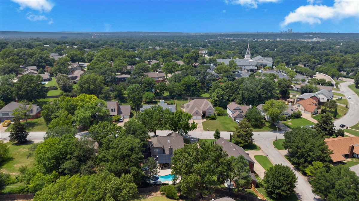 6215 S Richmond Avenue Tulsa OK 74136