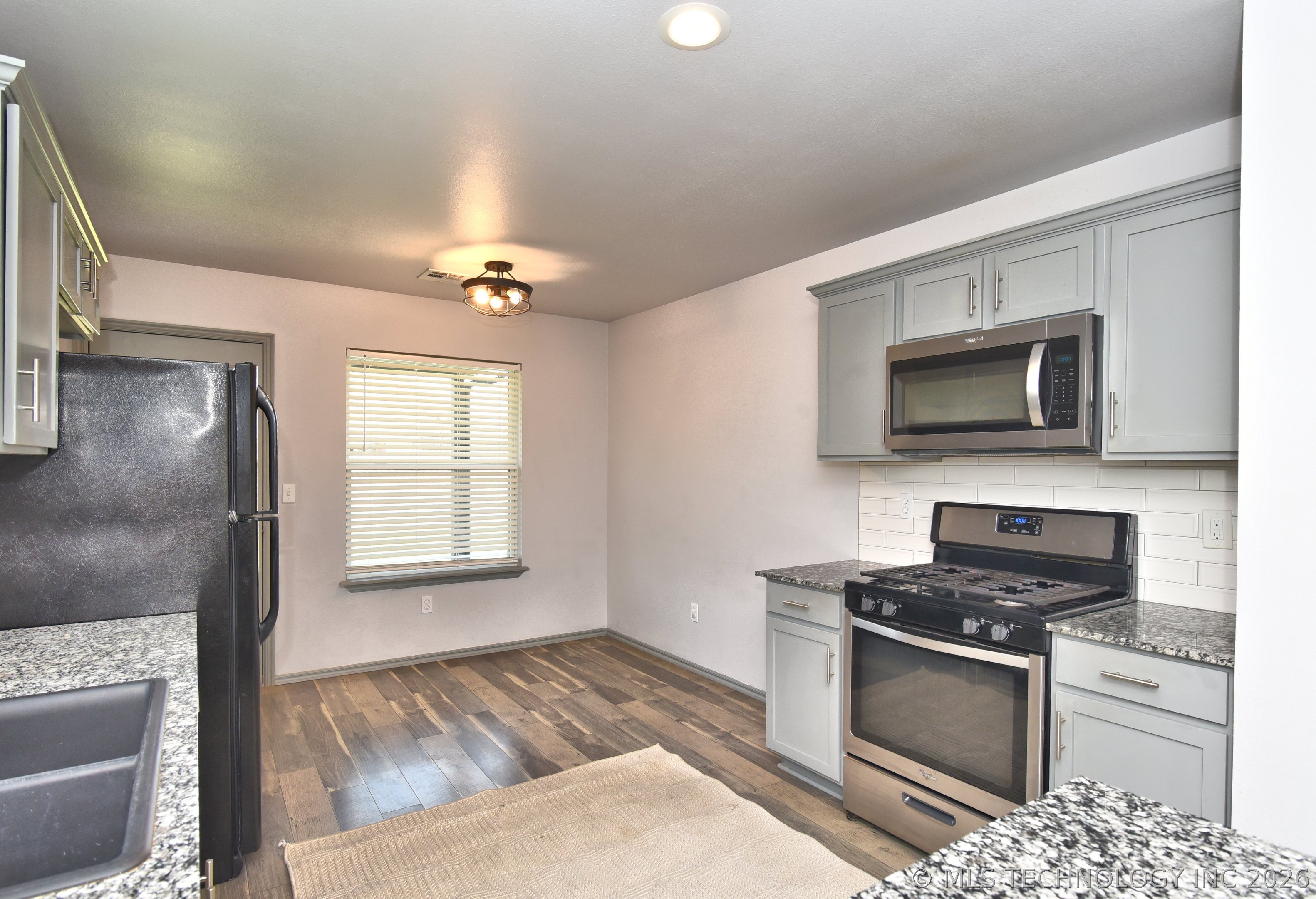 212 Dp Newman Circle Kiefer OK 74041