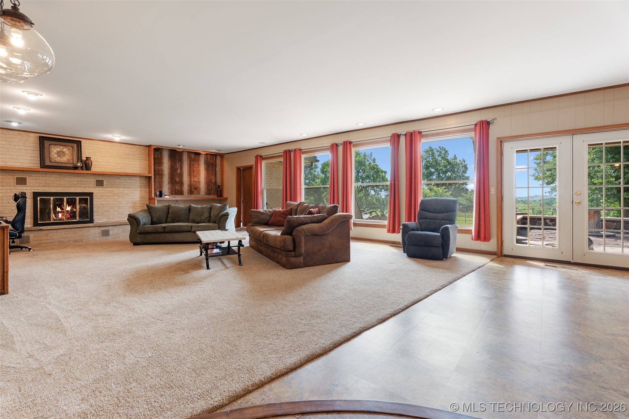 1561 E Country Club Drive Vinita OK 74301