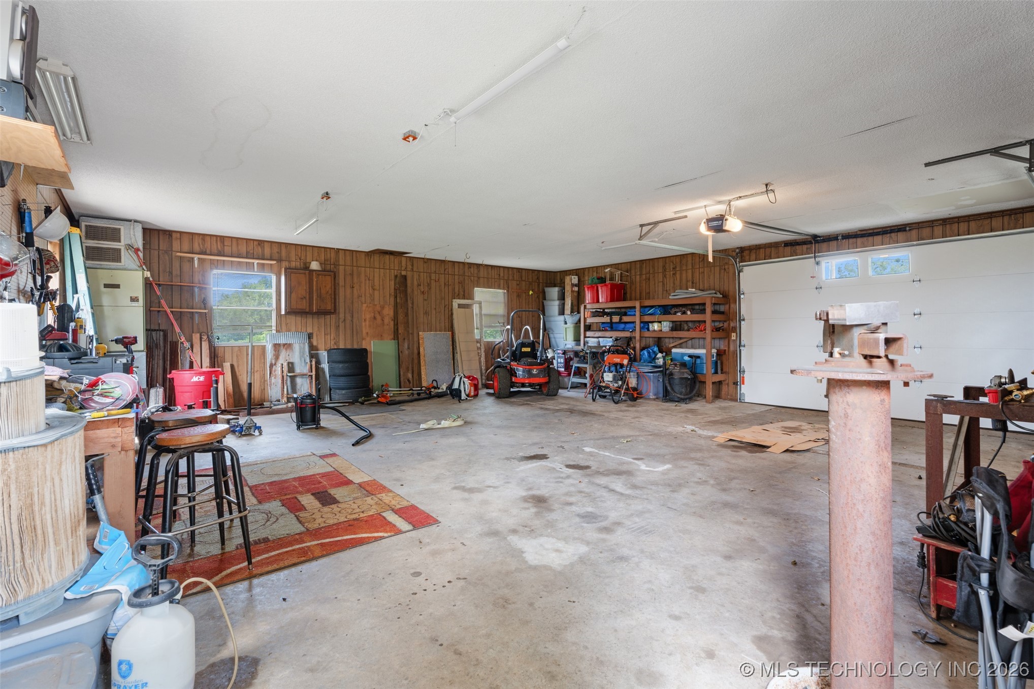1561 E Country Club Drive Vinita OK 74301