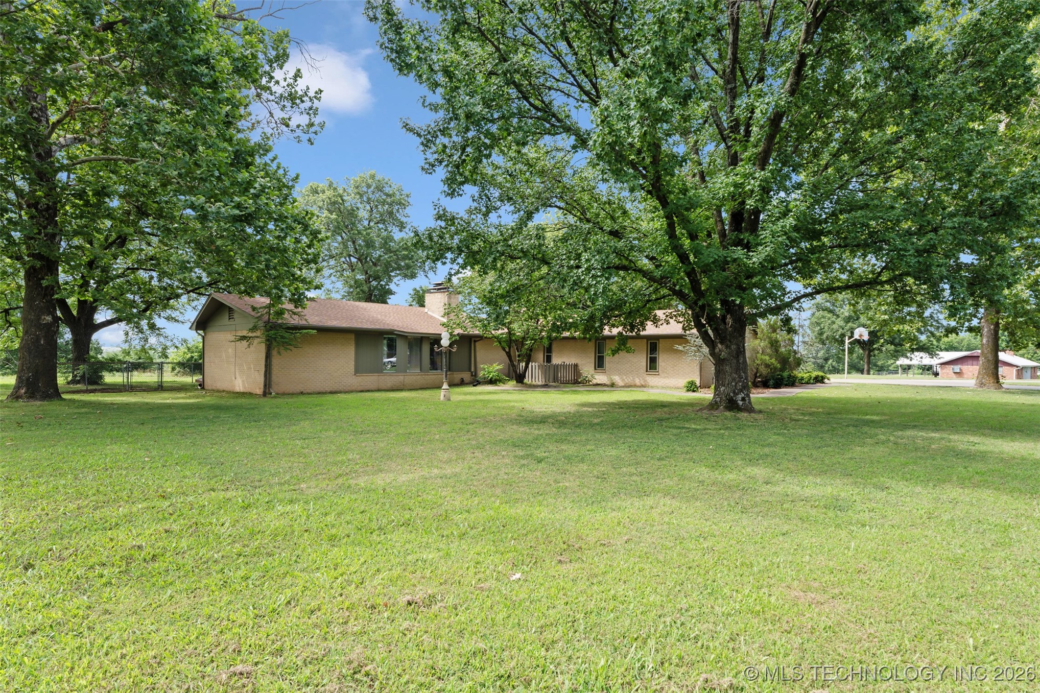 1561 E Country Club Drive Vinita OK 74301