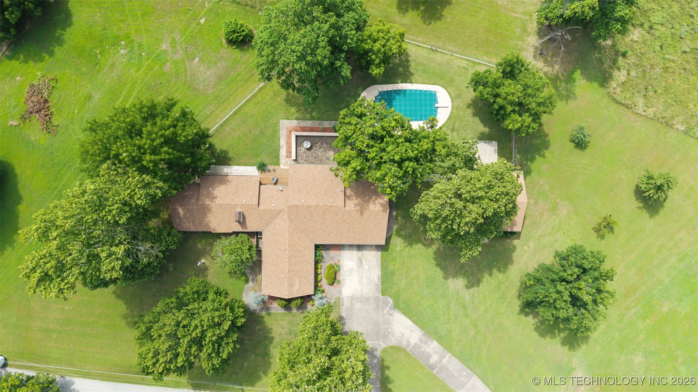 1561 E Country Club Drive Vinita OK 74301