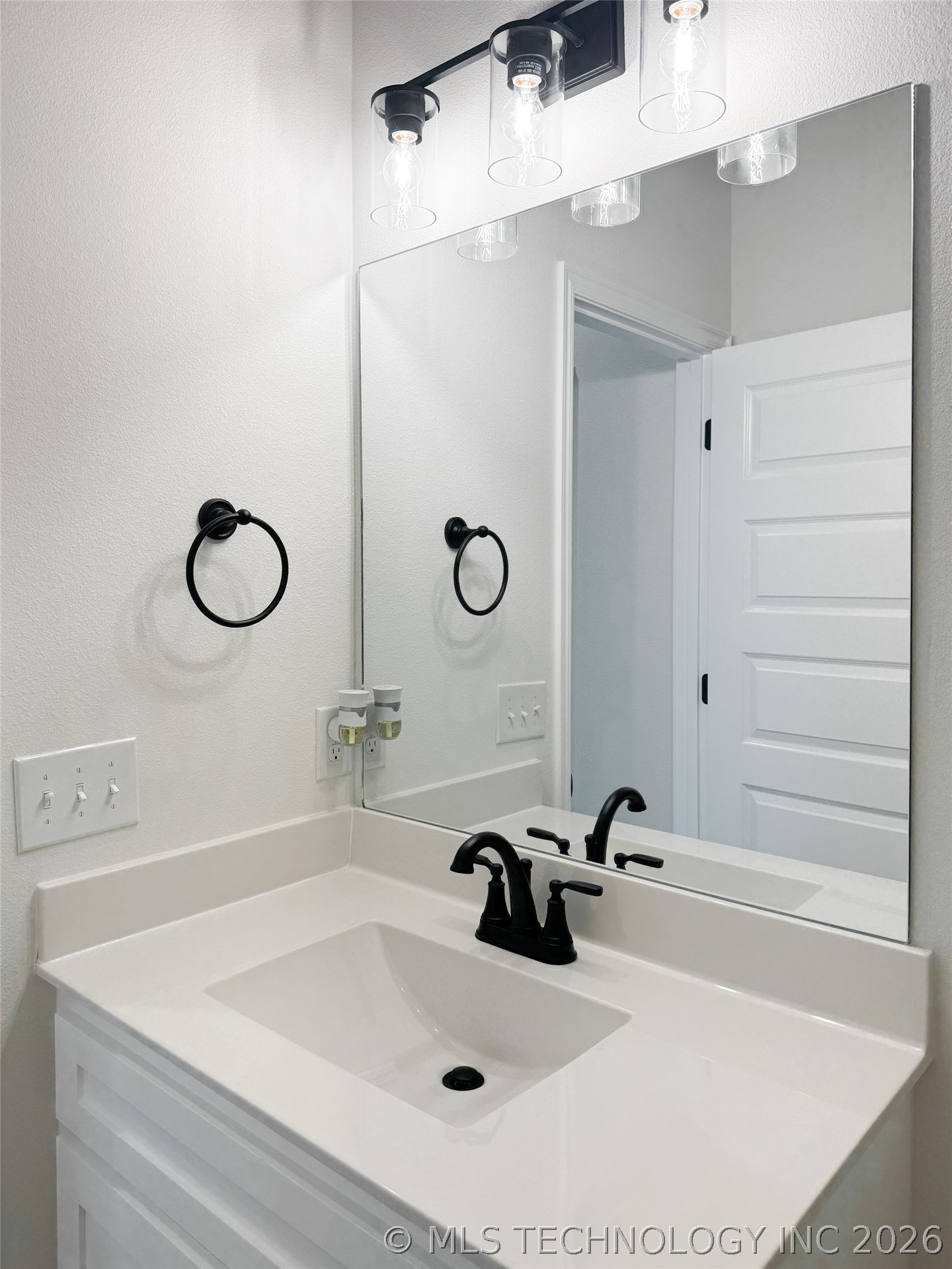 4505 W Van Buren Street Broken Arrow OK 74011