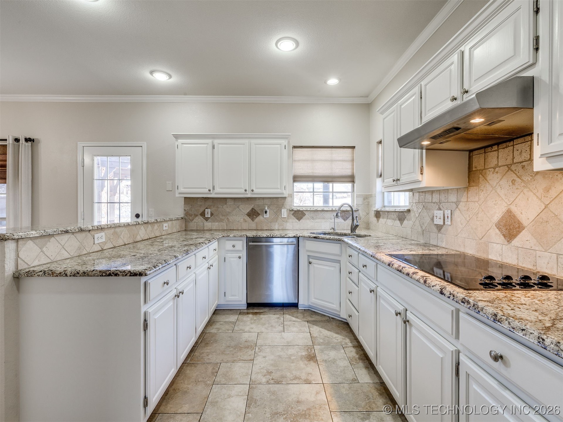 1004 S Yellowood Avenue Broken Arrow OK 74012