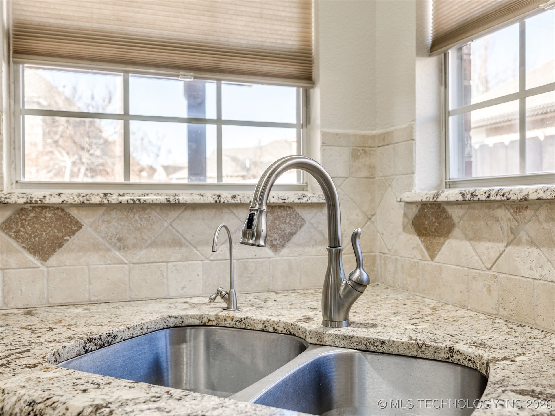 1004 S Yellowood Avenue Broken Arrow OK 74012