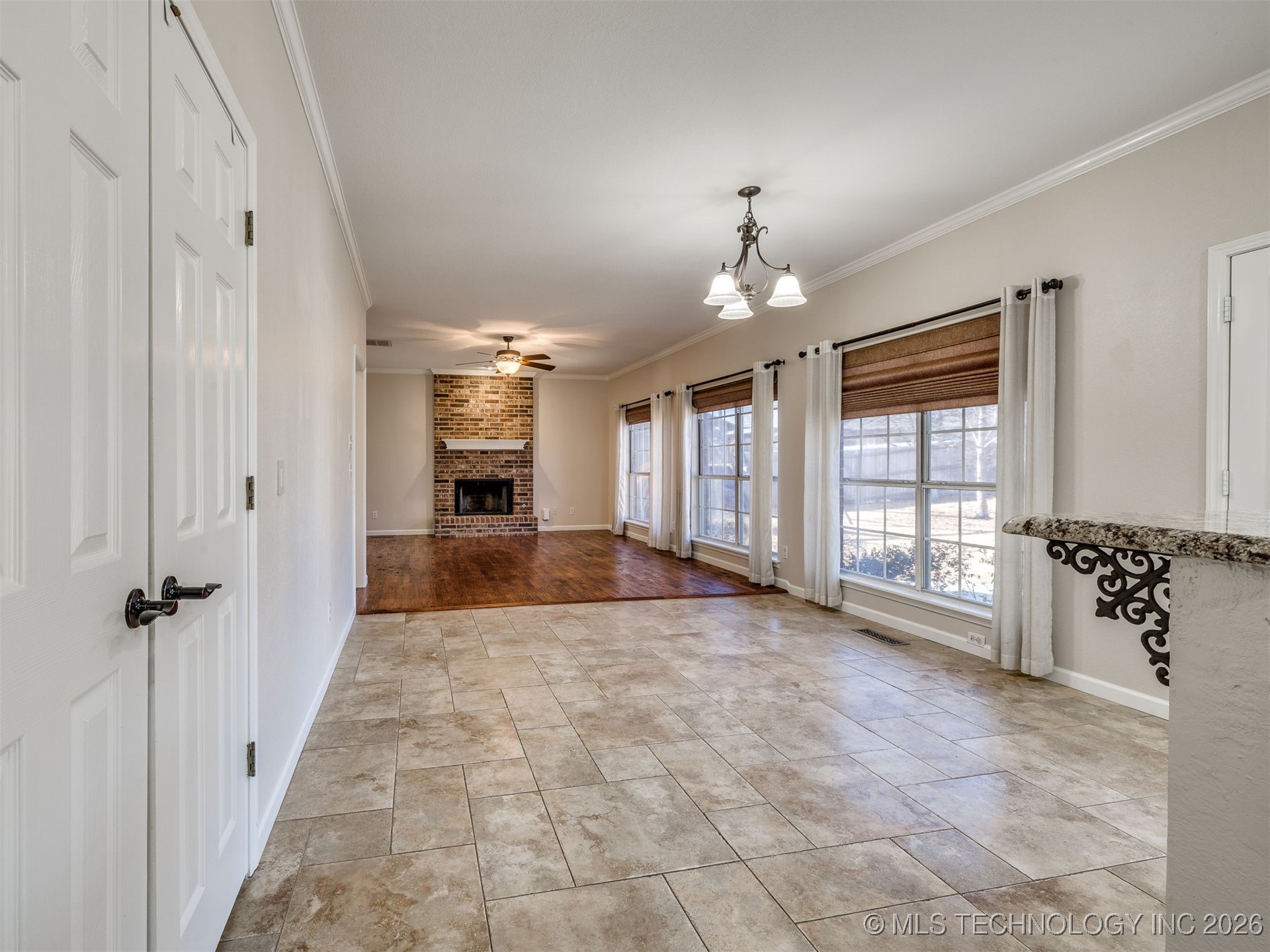 1004 S Yellowood Avenue Broken Arrow OK 74012