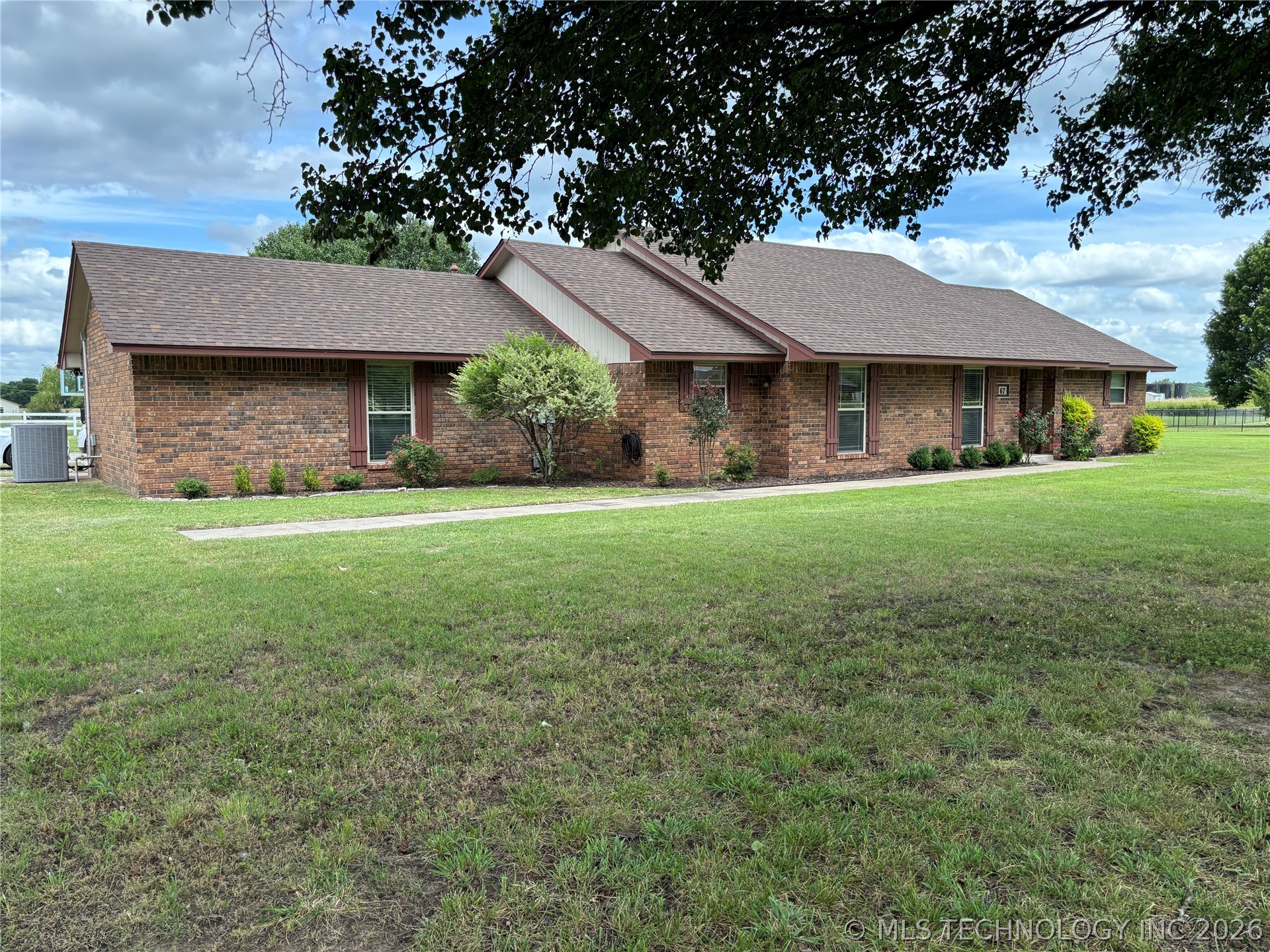 67 Magnolia Drive Lone Grove OK 73401