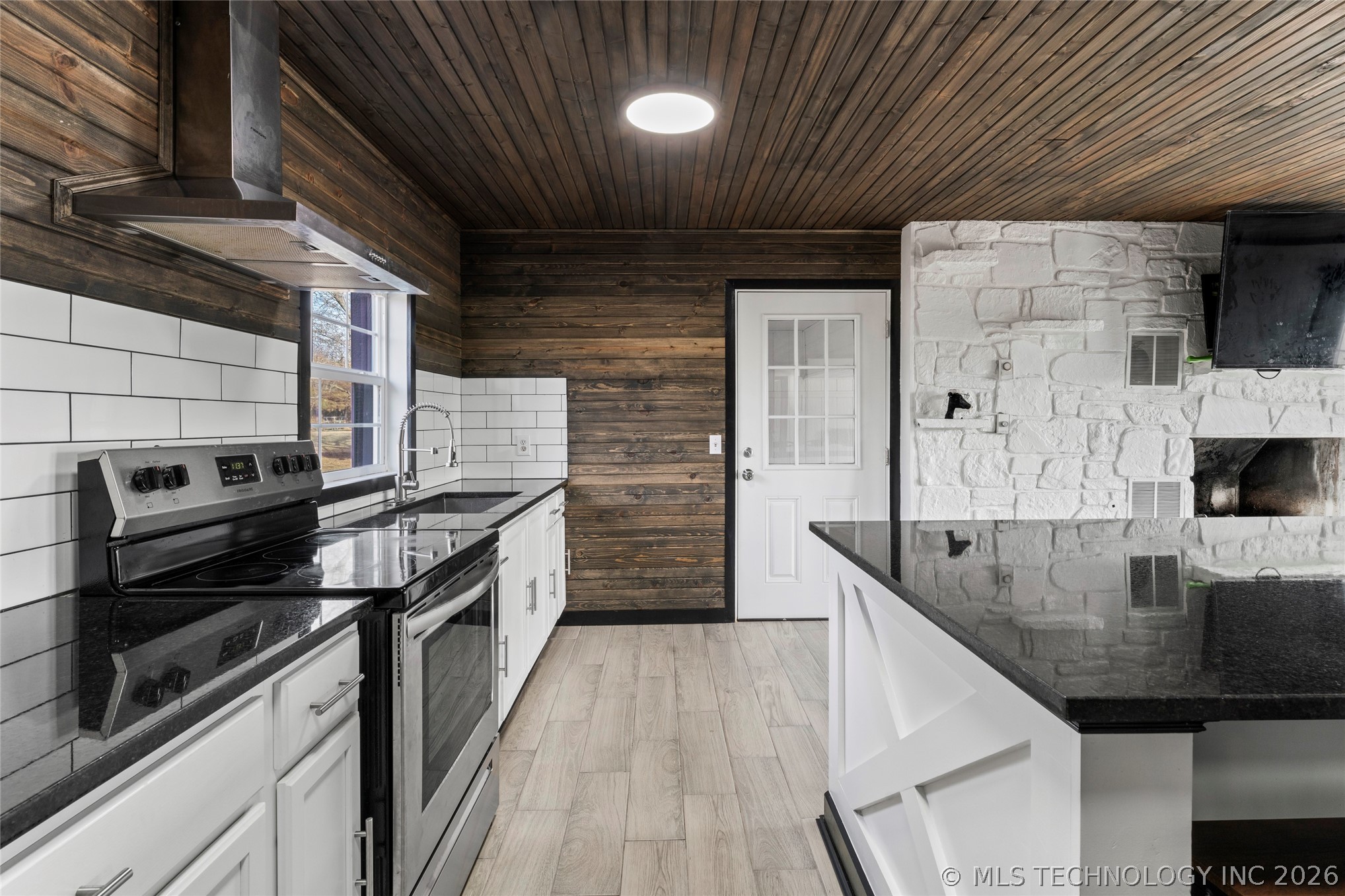 17090 S 4170 Road Claremore OK 74017