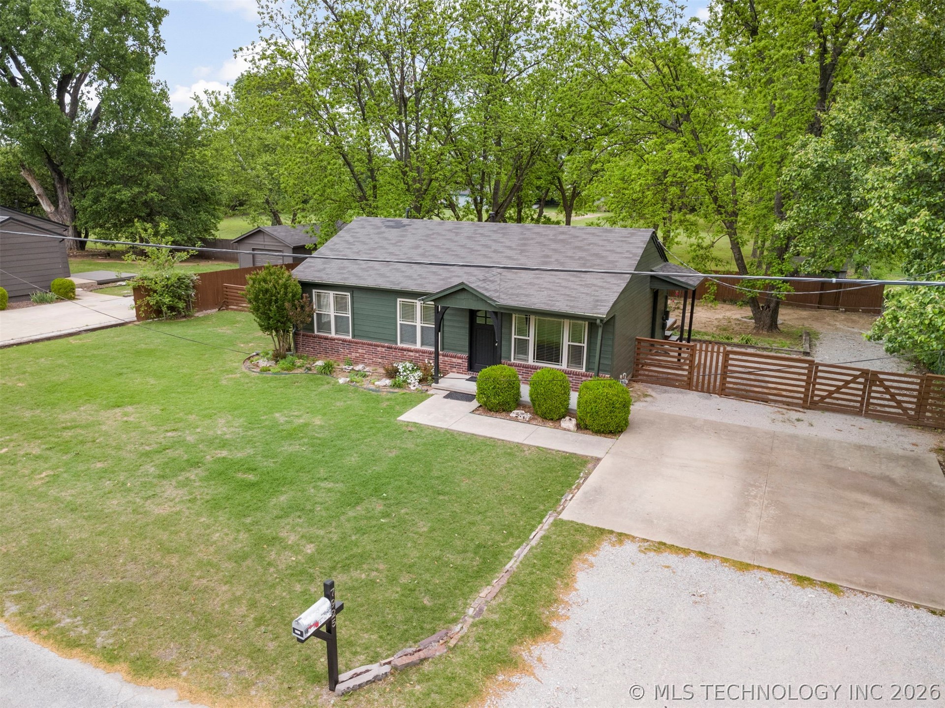7925 E 129th Street S Bixby OK 74008