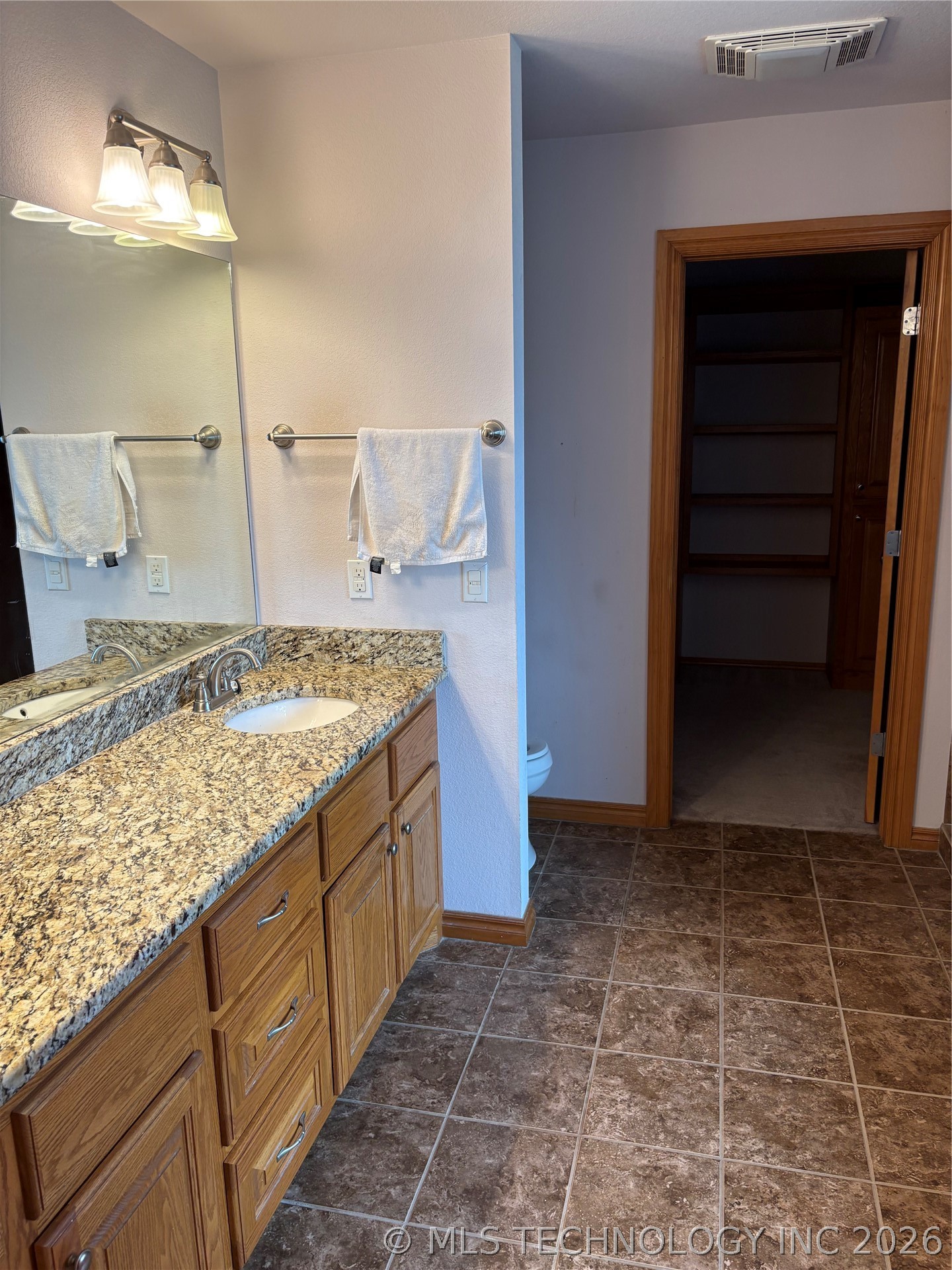 1001 Country Club Cushing OK 74023