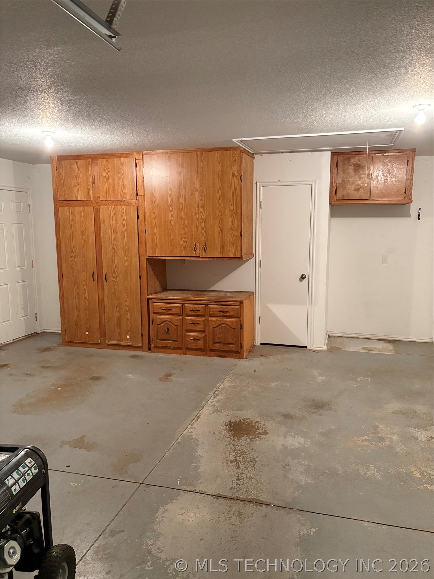 1001 Country Club Cushing OK 74023