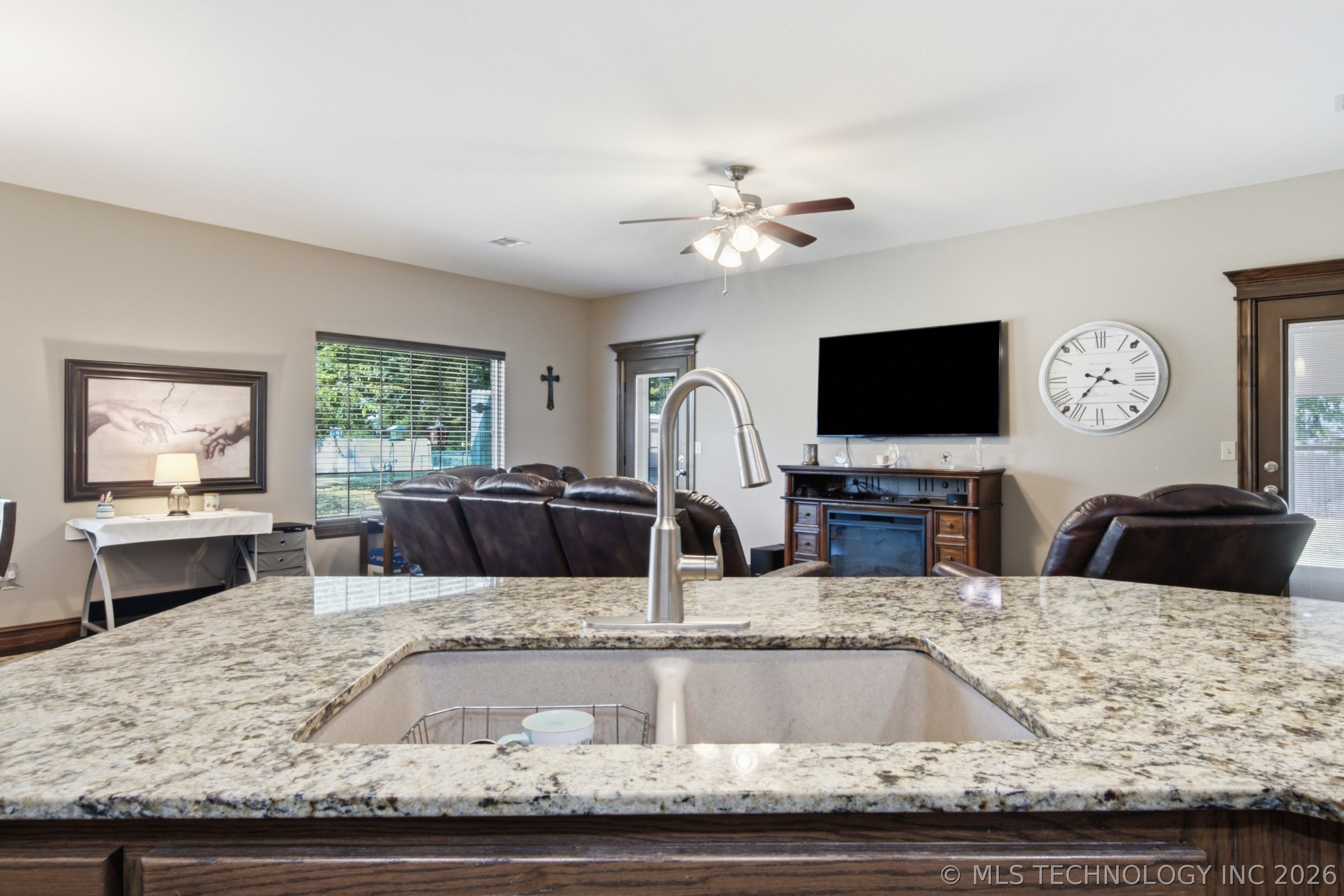323 S B Street Skiatook OK 74070