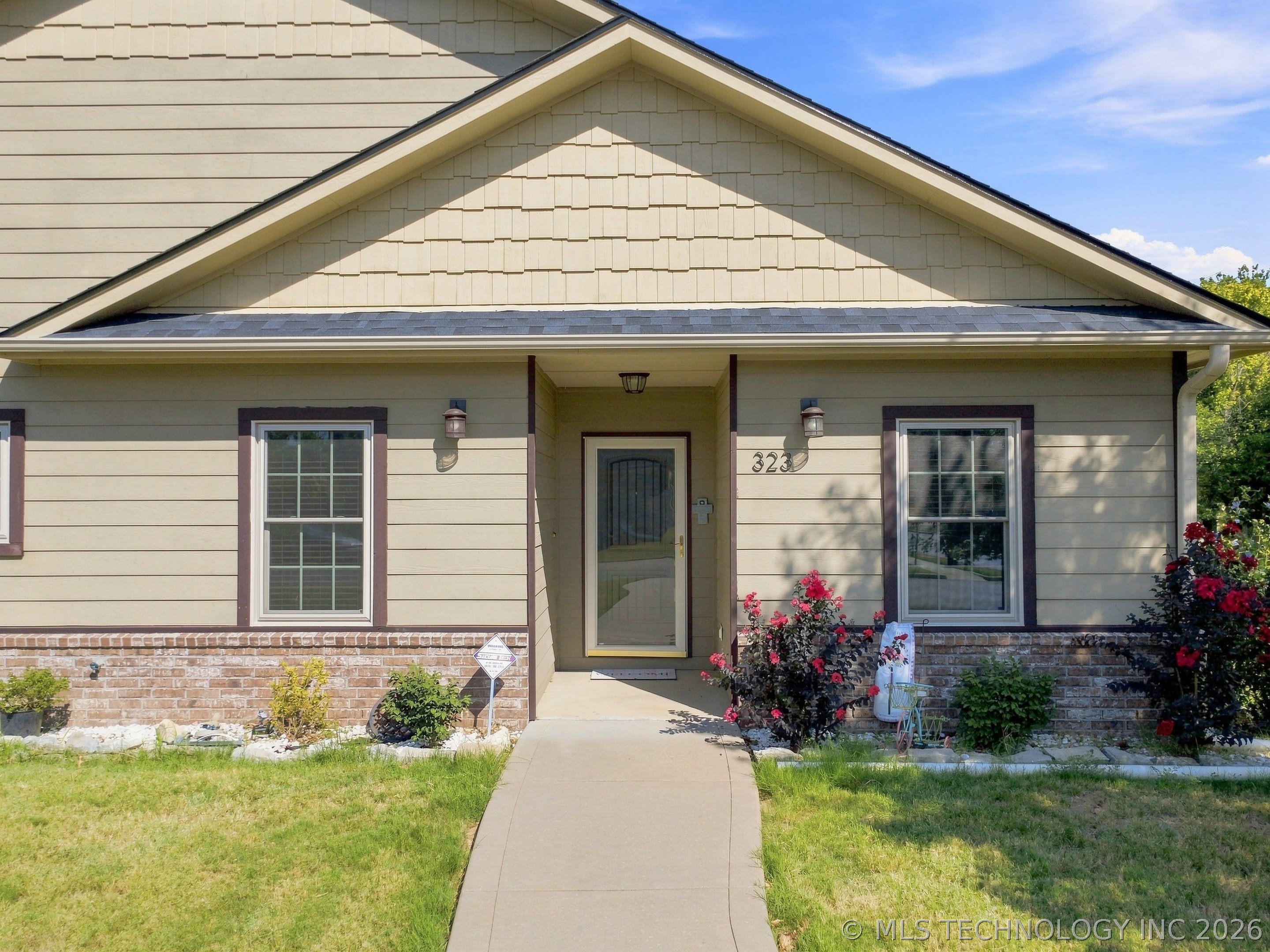 323 S B Street Skiatook OK 74070