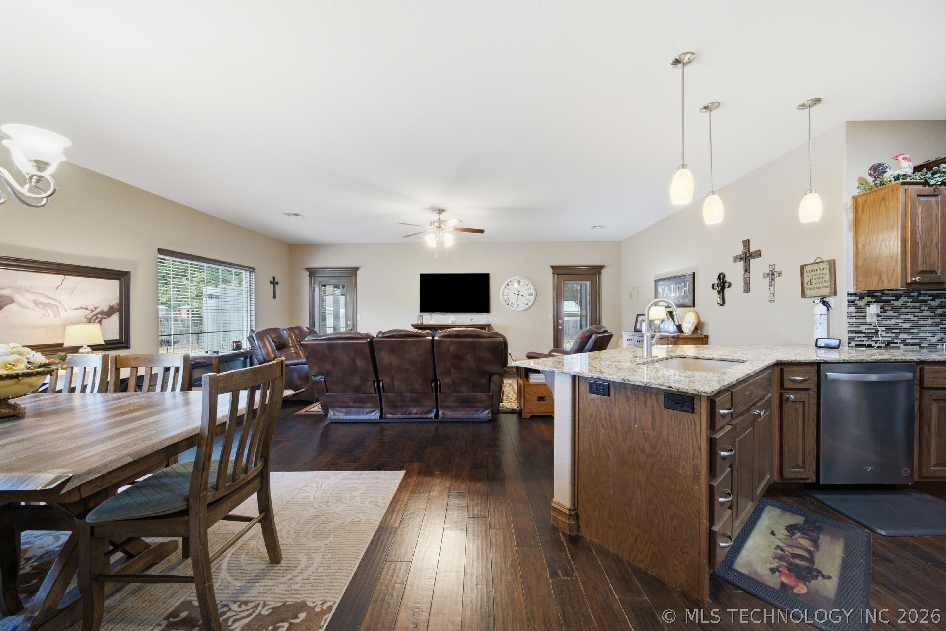 323 S B Street Skiatook OK 74070
