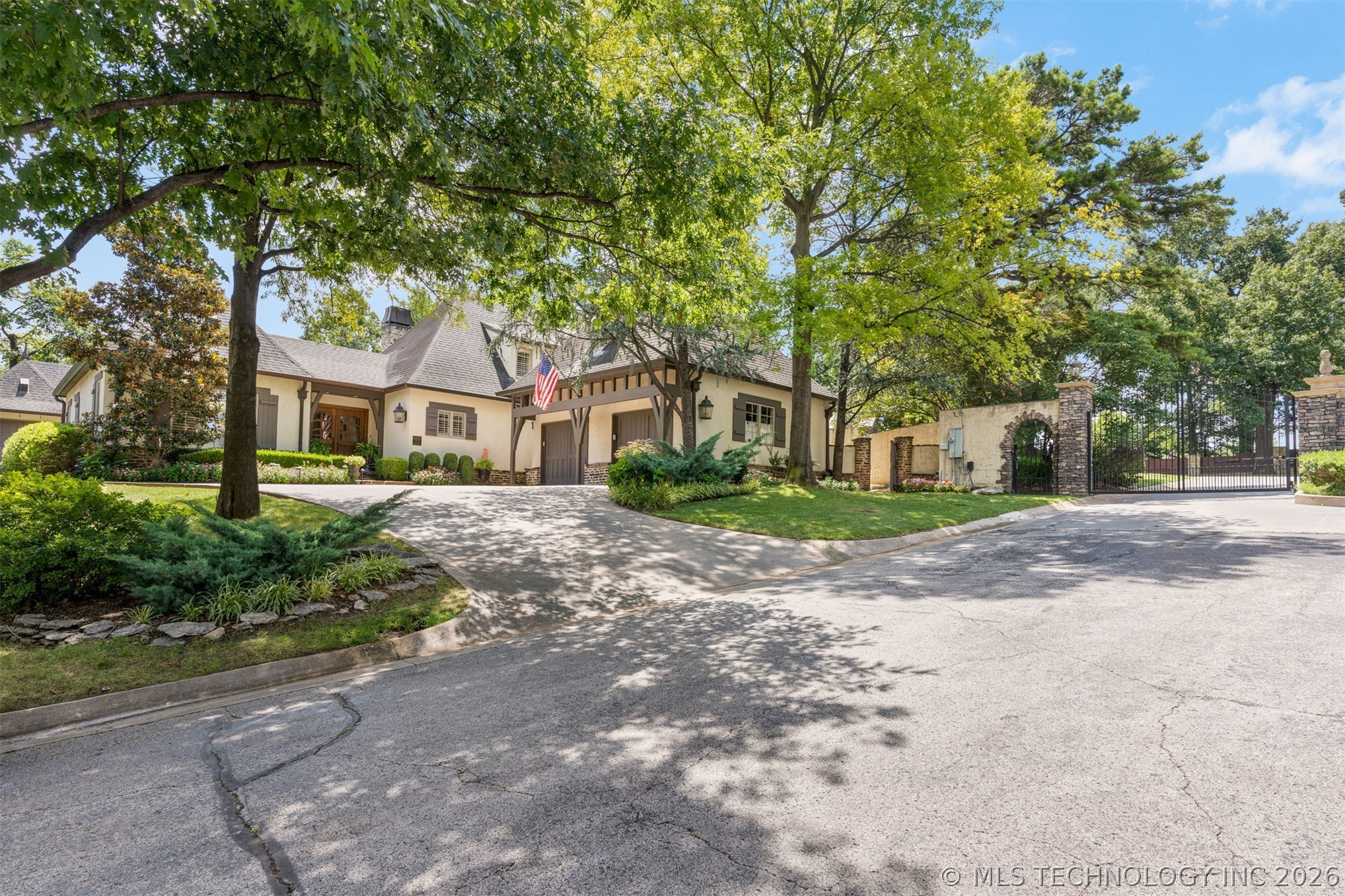 4033 S Xanthus Avenue Tulsa OK 74105