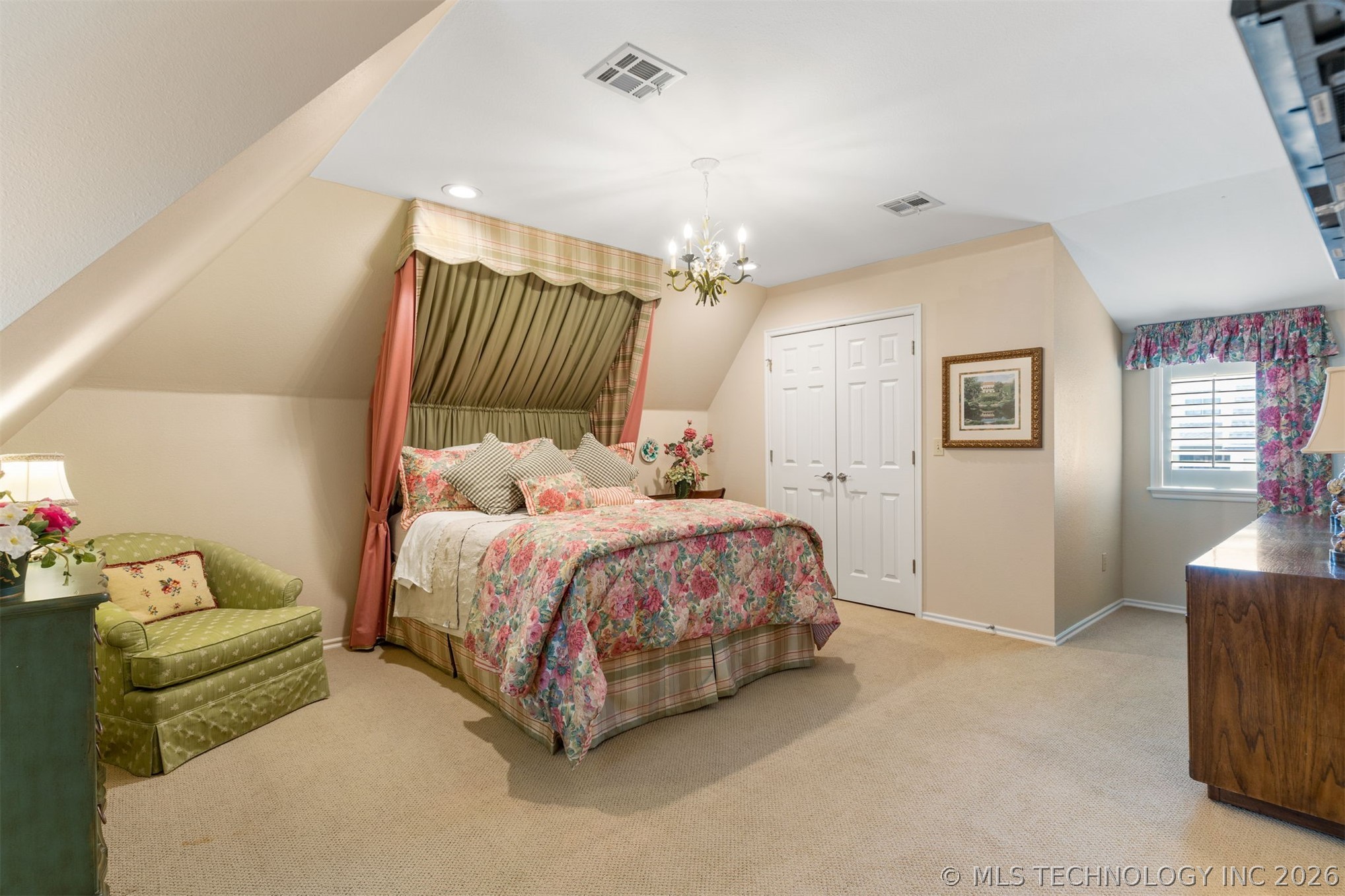 4033 S Xanthus Avenue Tulsa OK 74105