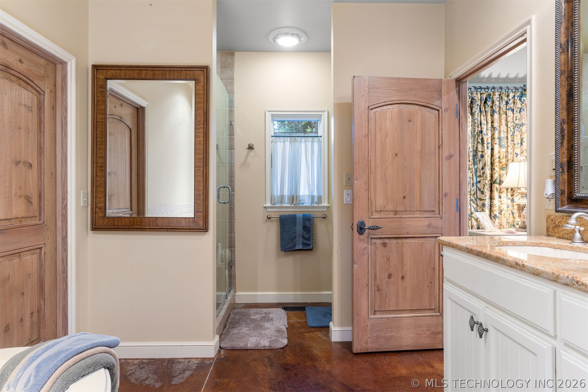 4033 S Xanthus Avenue Tulsa OK 74105