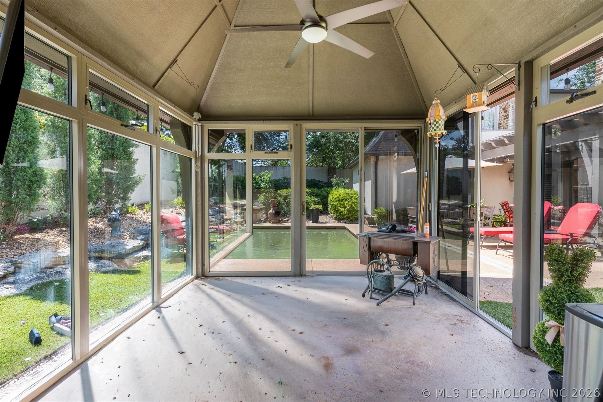 4033 S Xanthus Avenue Tulsa OK 74105