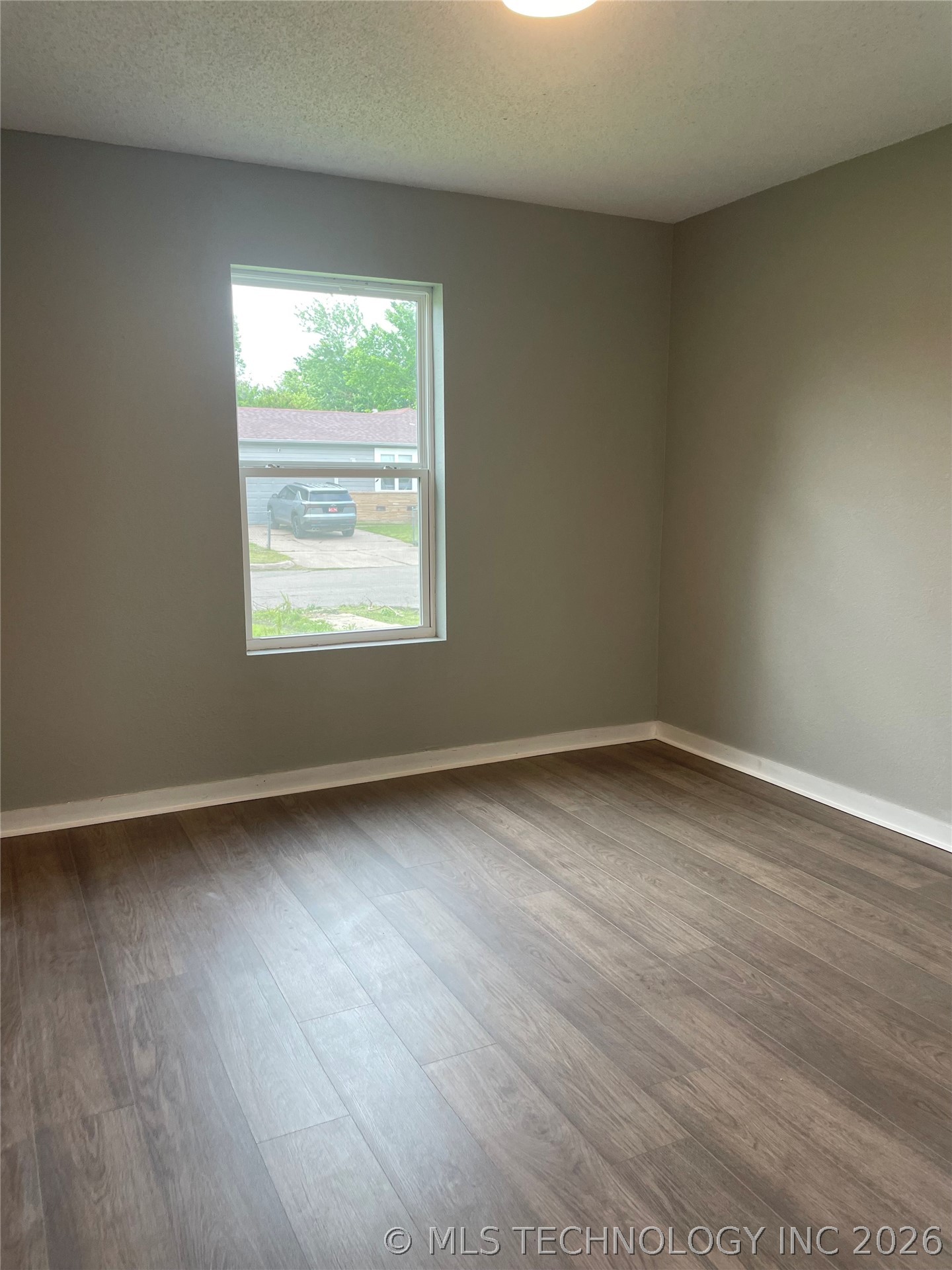 1386 E 51st Place N Tulsa OK 74126