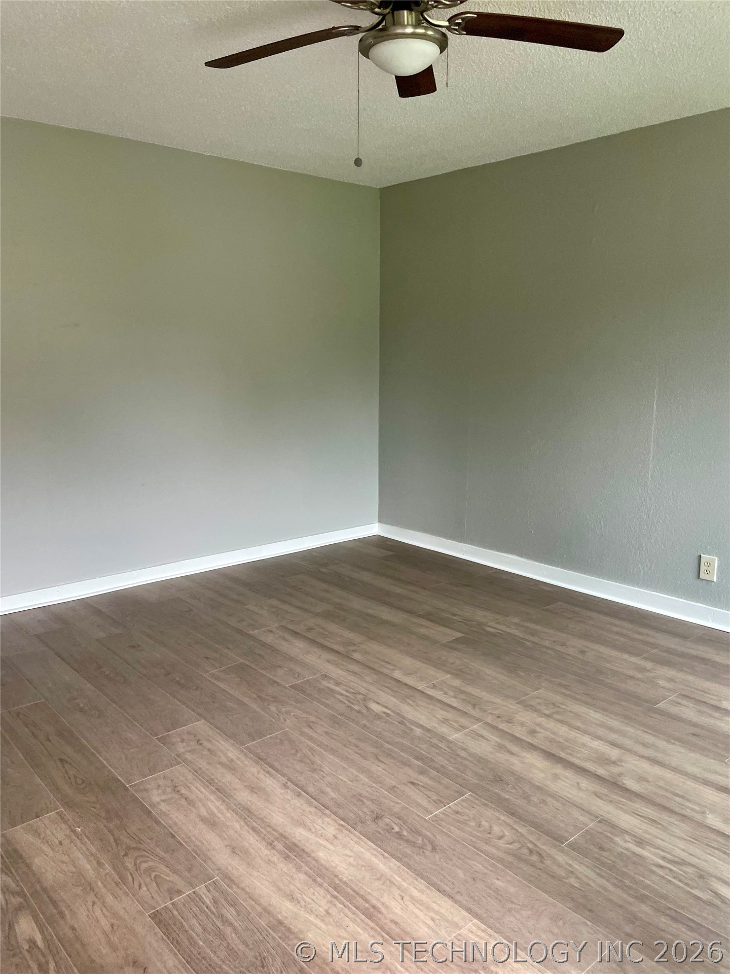 1386 E 51st Place N Tulsa OK 74126