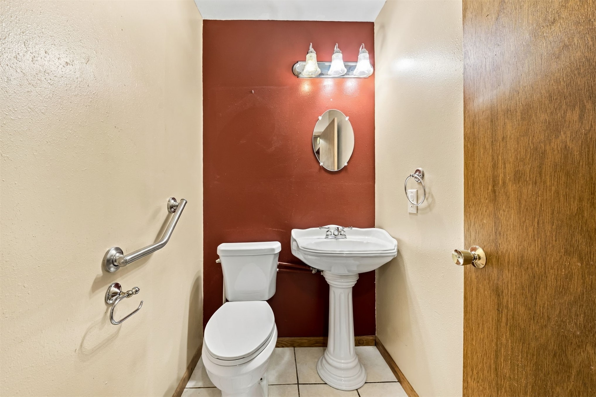 768 E Main Street Adair OK 74330