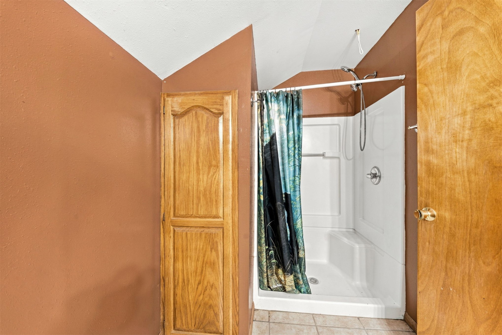 768 E Main Street Adair OK 74330